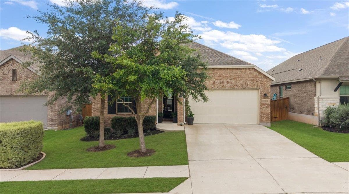 132 Emerald Garden Rd
