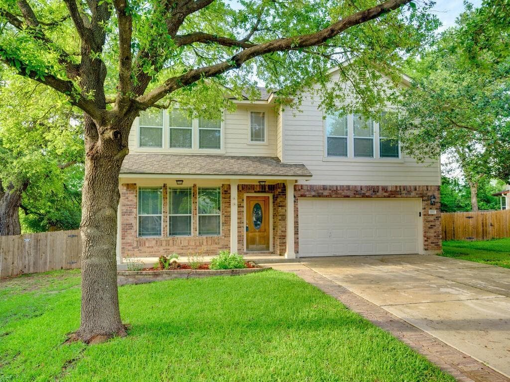 1112 Sundrop Pl