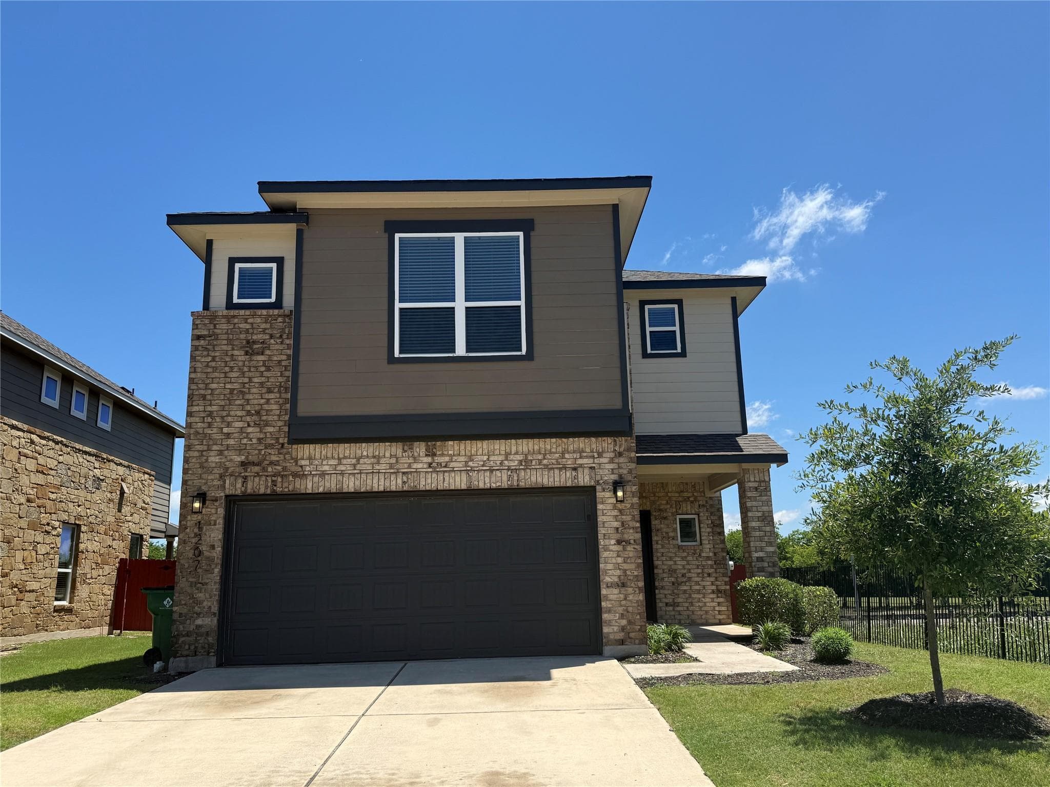 1207 Aspen Grove Dr