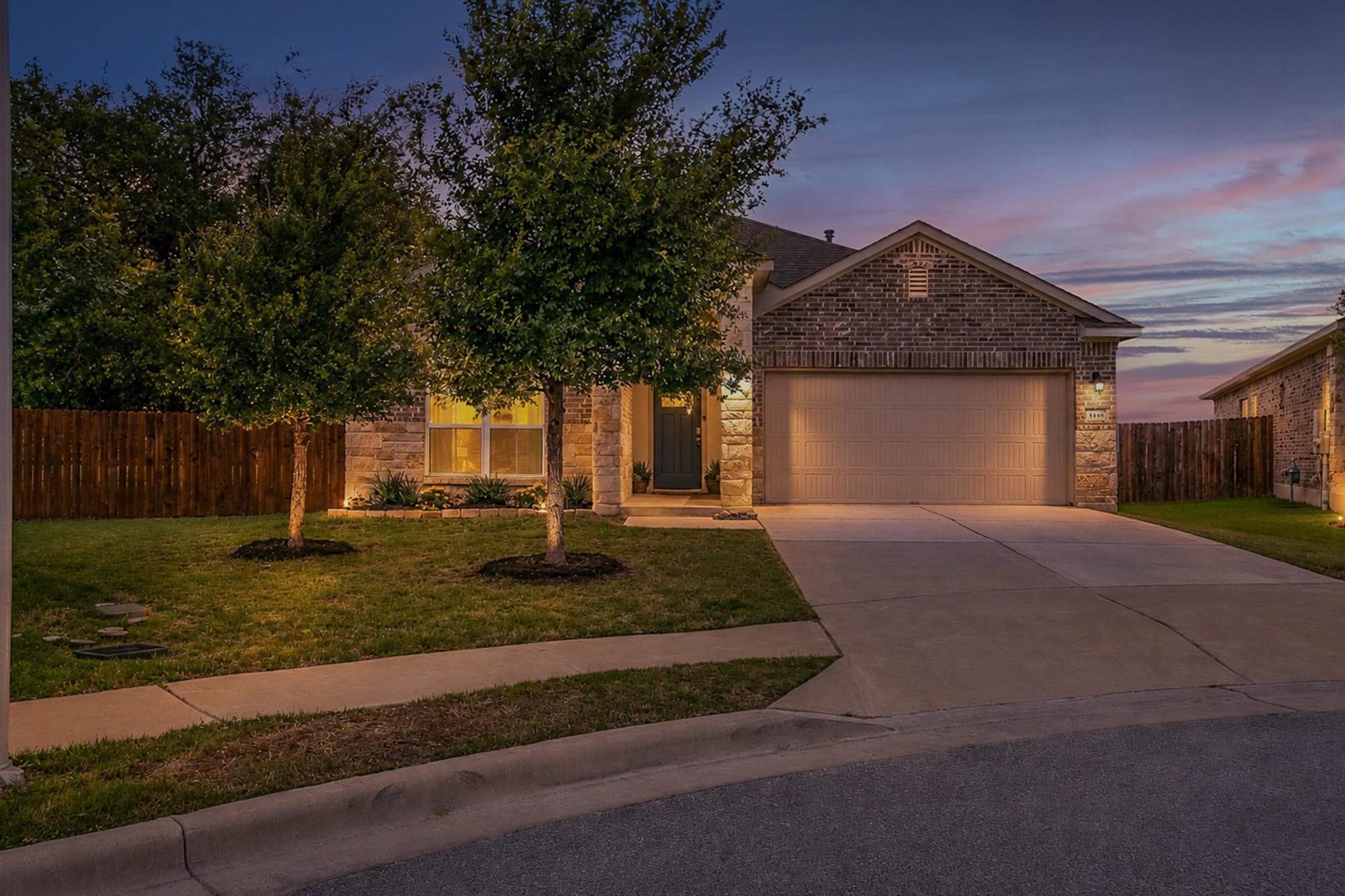 4404 Lobo Landing Ln
