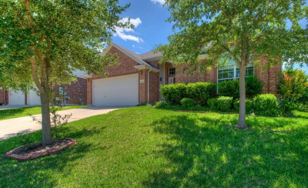 613 Carismatic Ln