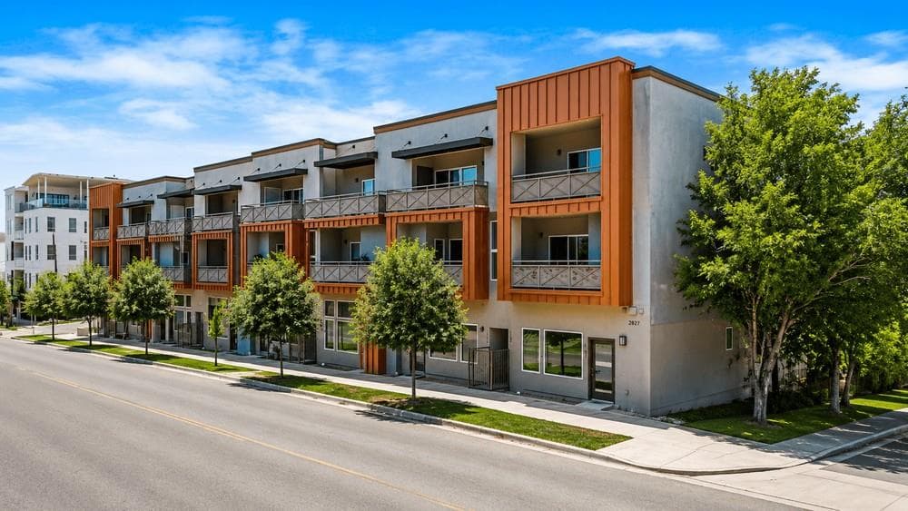 2827 Manor Rd #2201