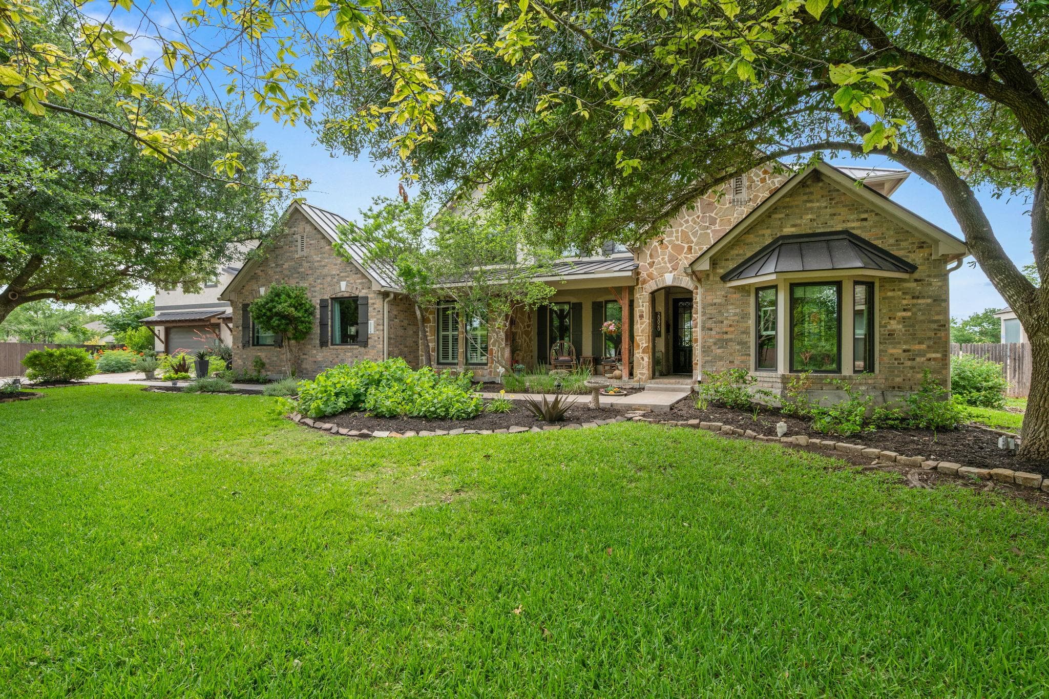 20020 Farm Pond Ln