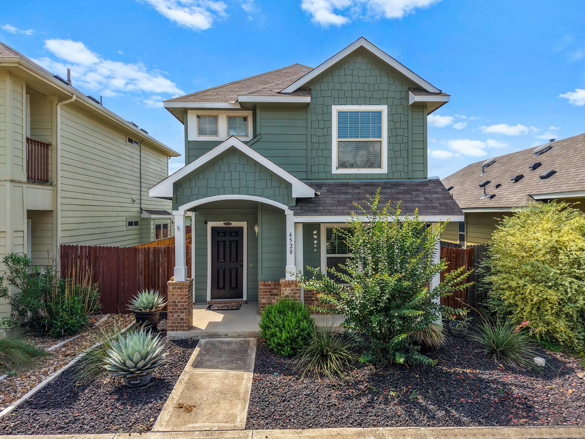 4520 Graceful Ln #489