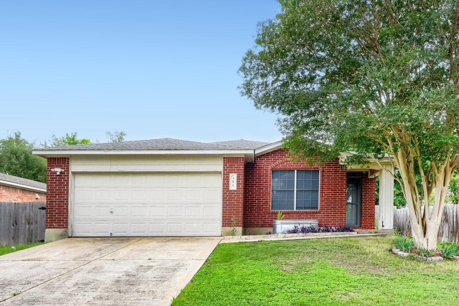 391 Jim Miller Dr