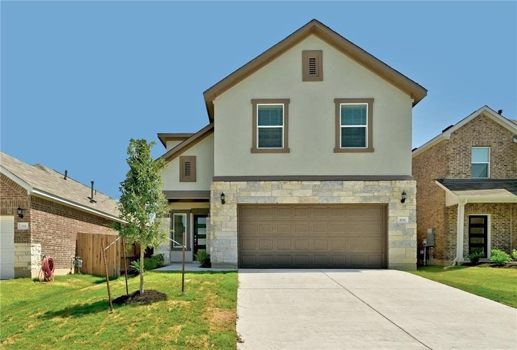 806 Pepperbark Loop