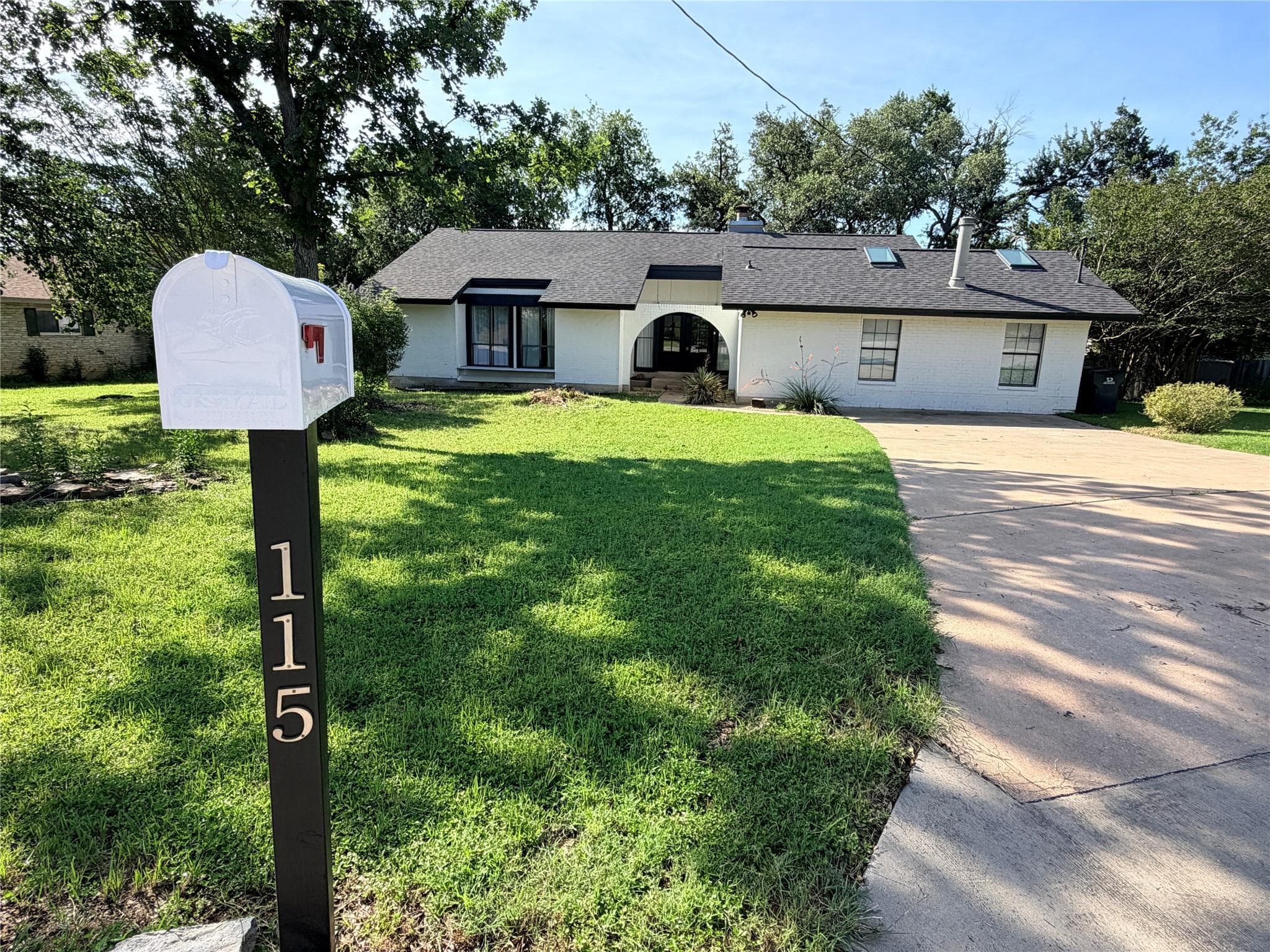 115 Spanish Oak Cir