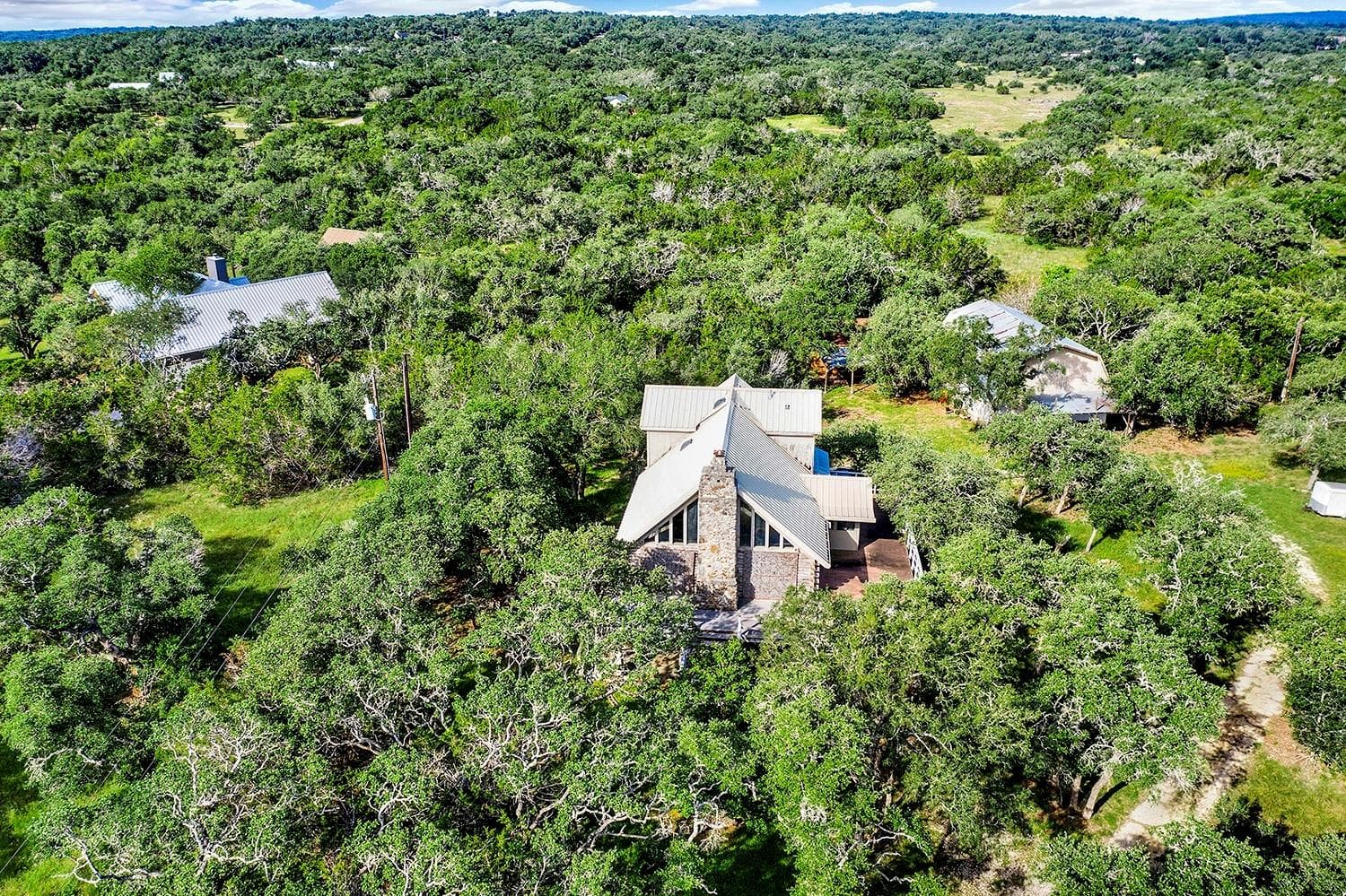8015 Ozark Dr
