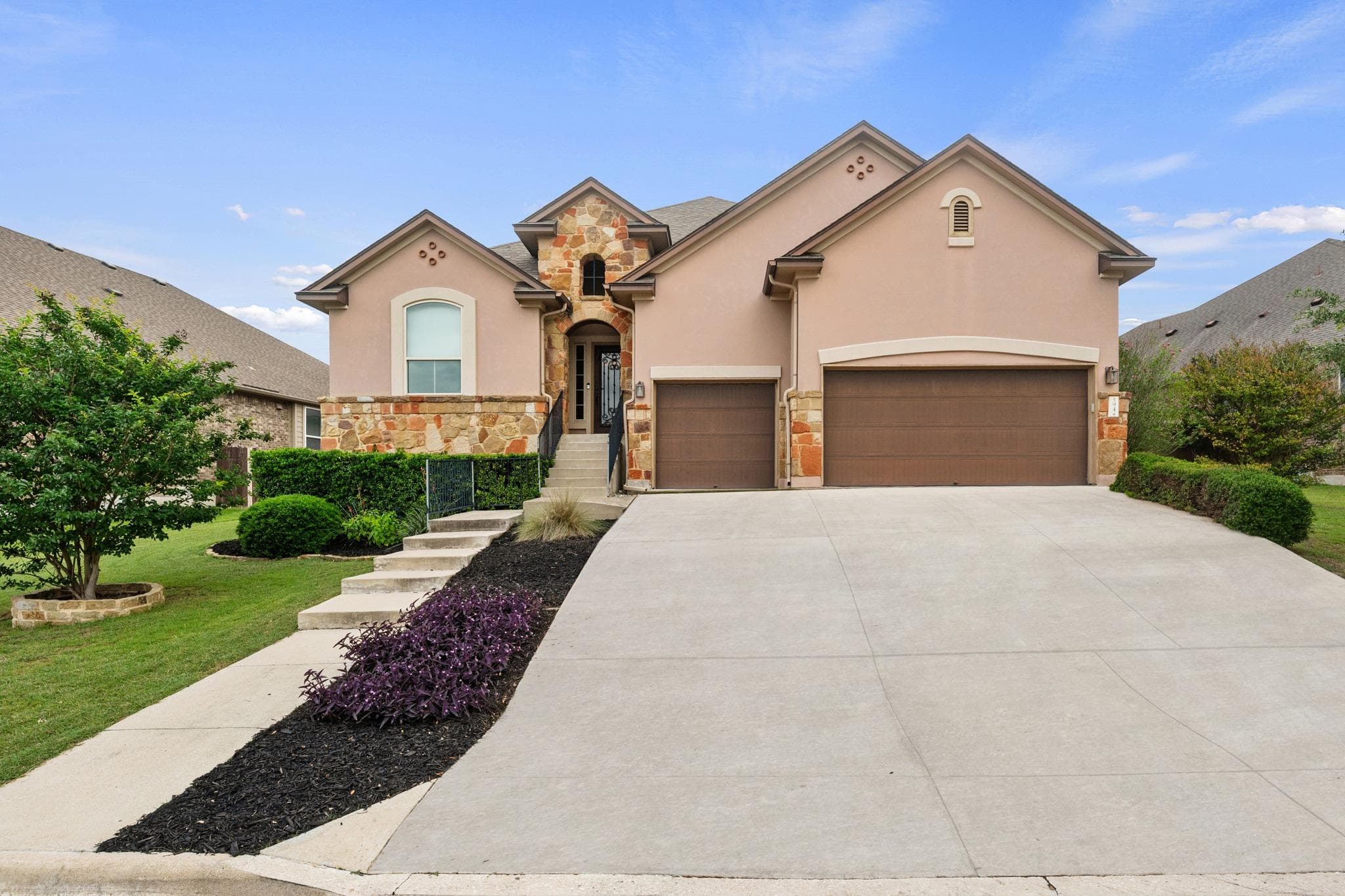 594 Ledge Stone Dr