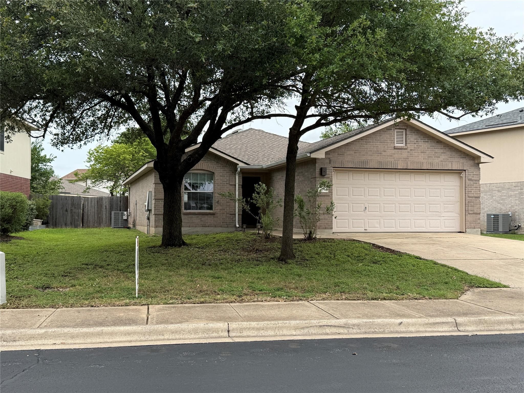 316 Meadow Park Dr