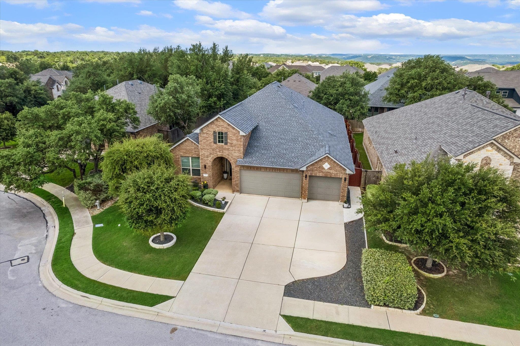 3025 Silvergrass Cv