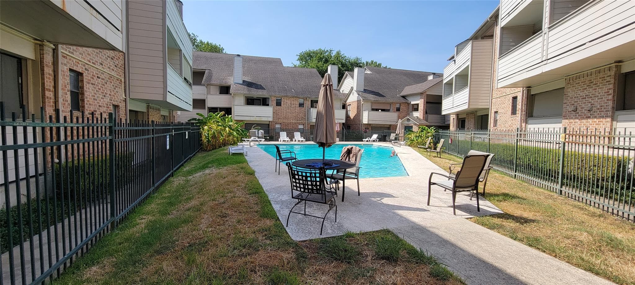 2500 Burleson Rd #210