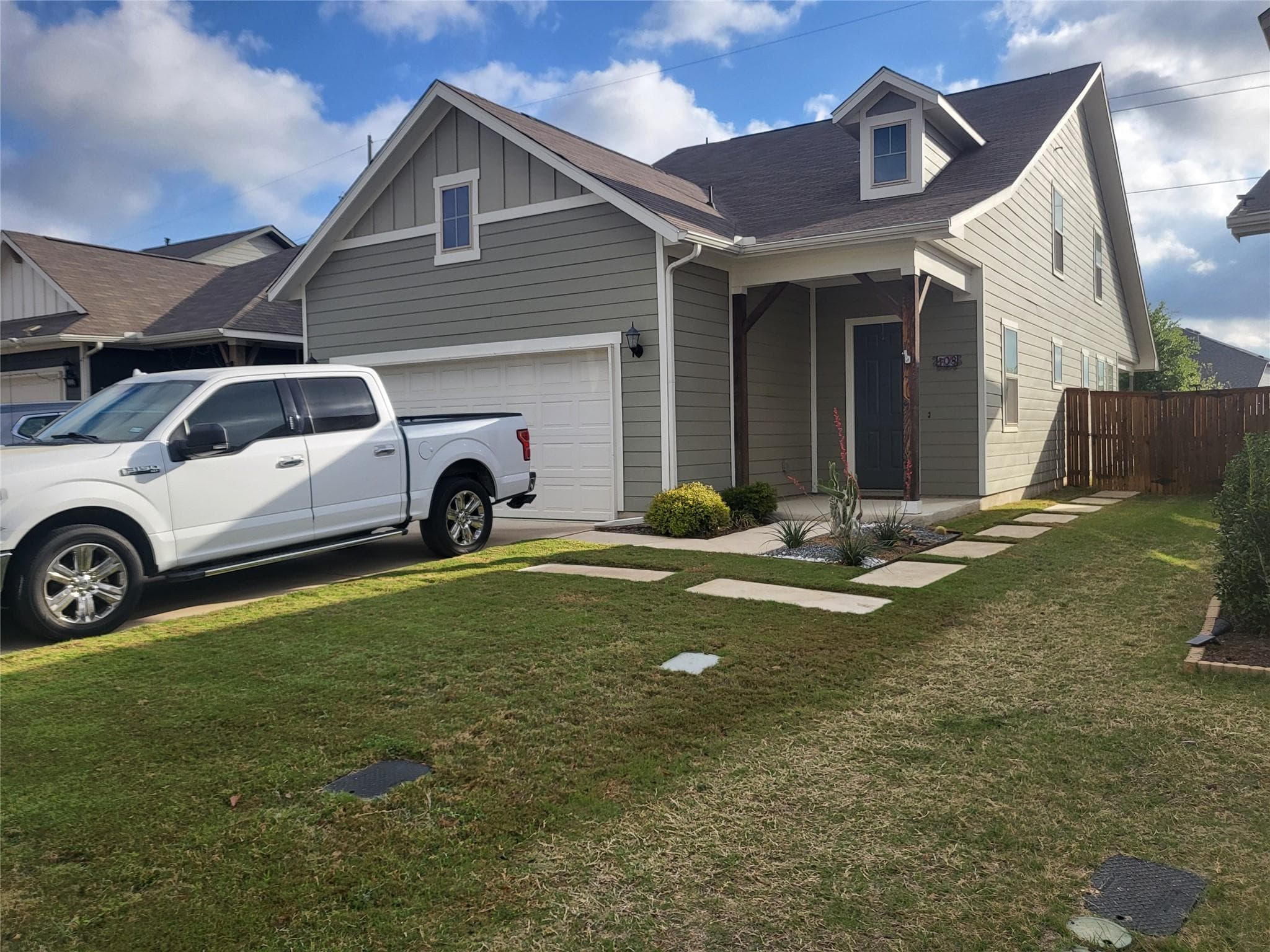 108 Blue Hibiscus Dr