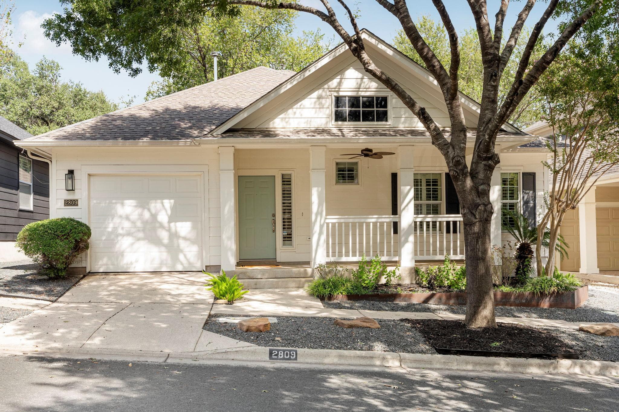 2809 Kinney Oaks Ct