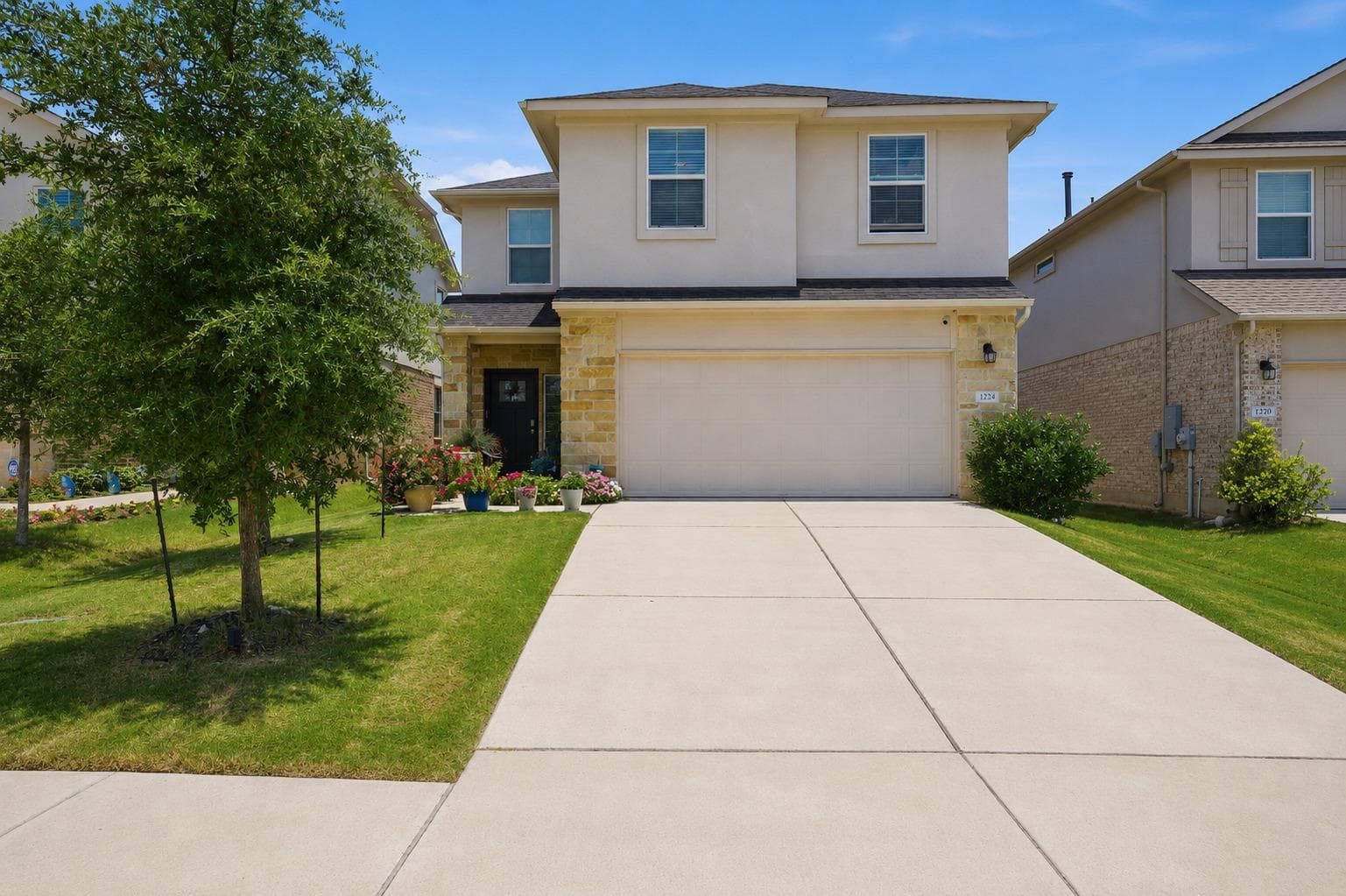 1224 Vogel Dr