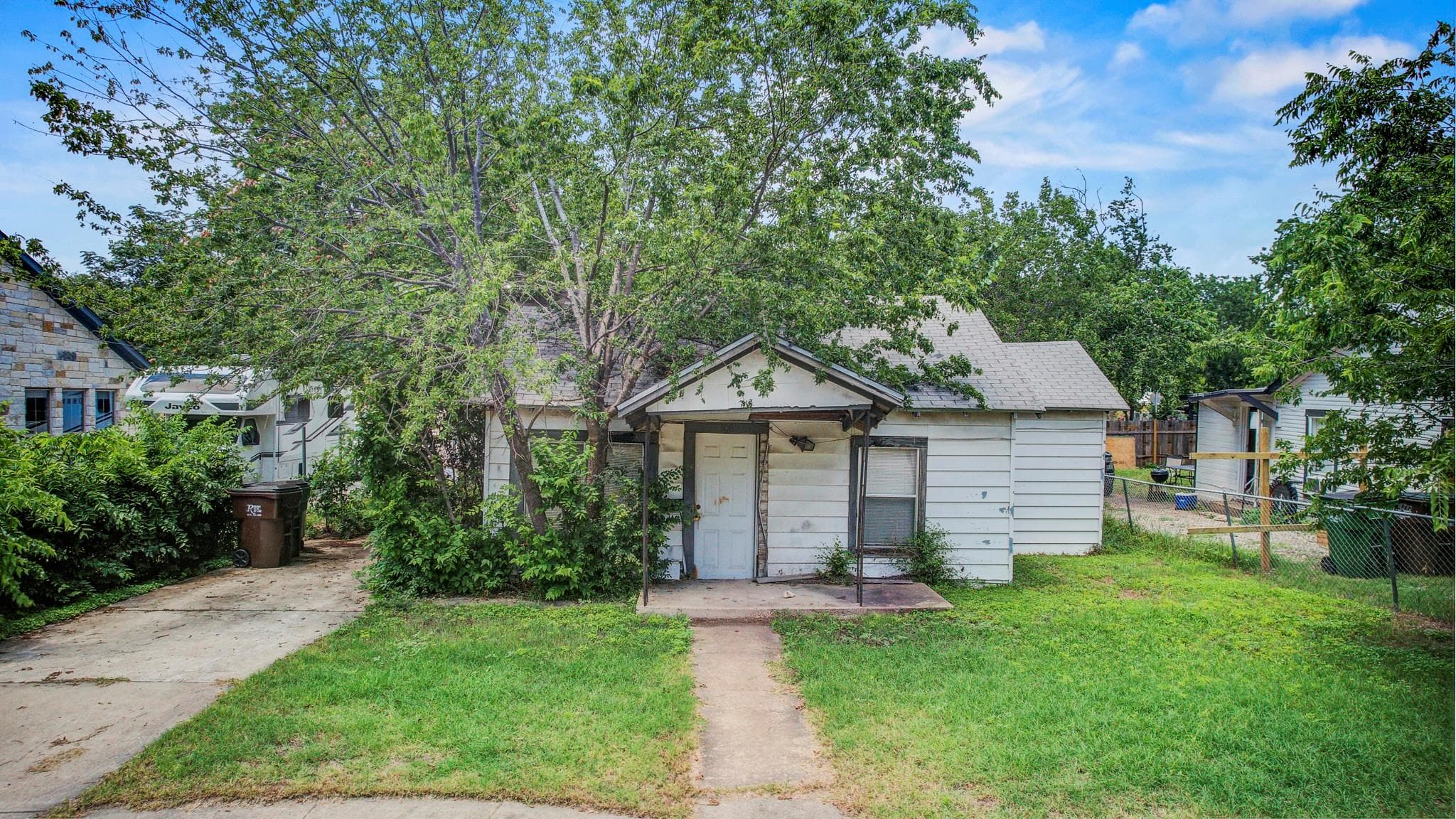 308 E Austin Ave
