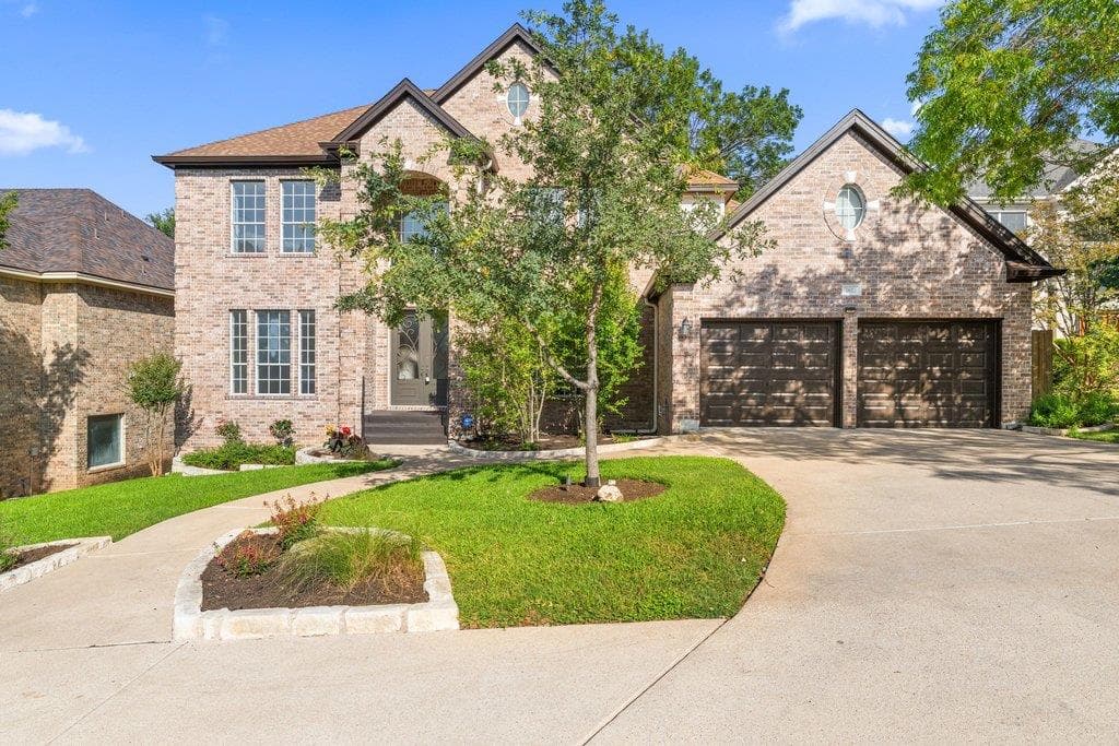 1613 CHURCHWOOD Cv