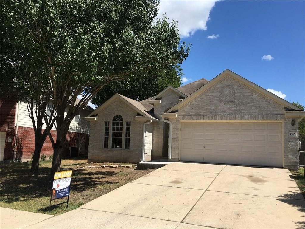 1105 Glendalough Dr