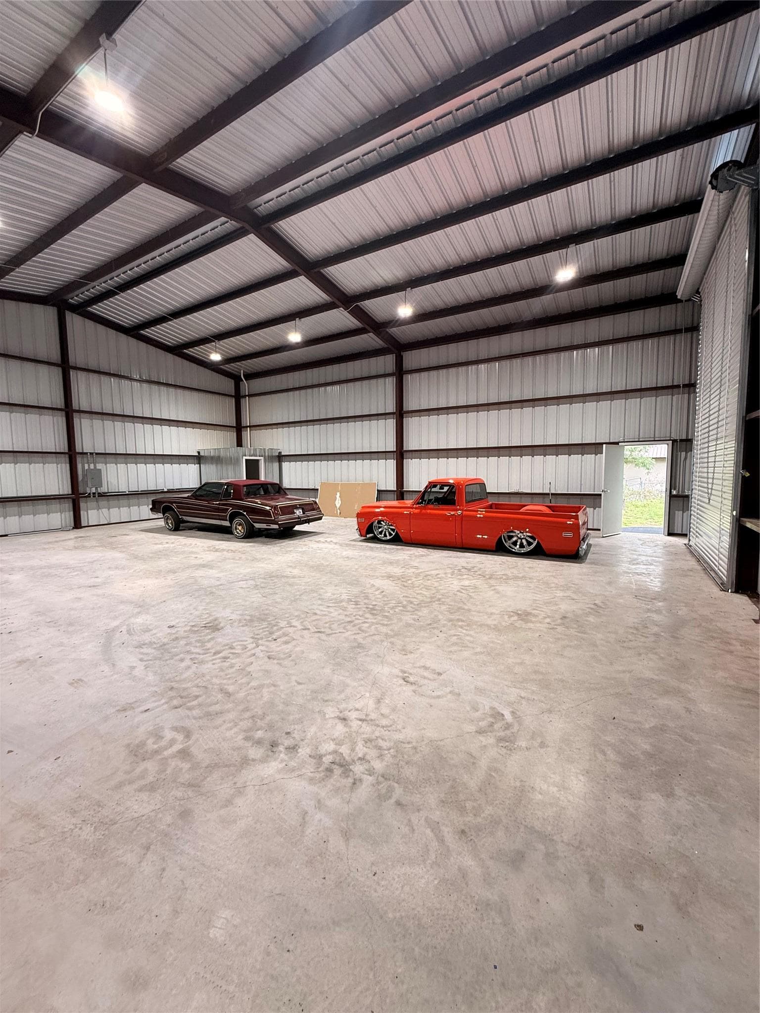 4530 Doss Rd