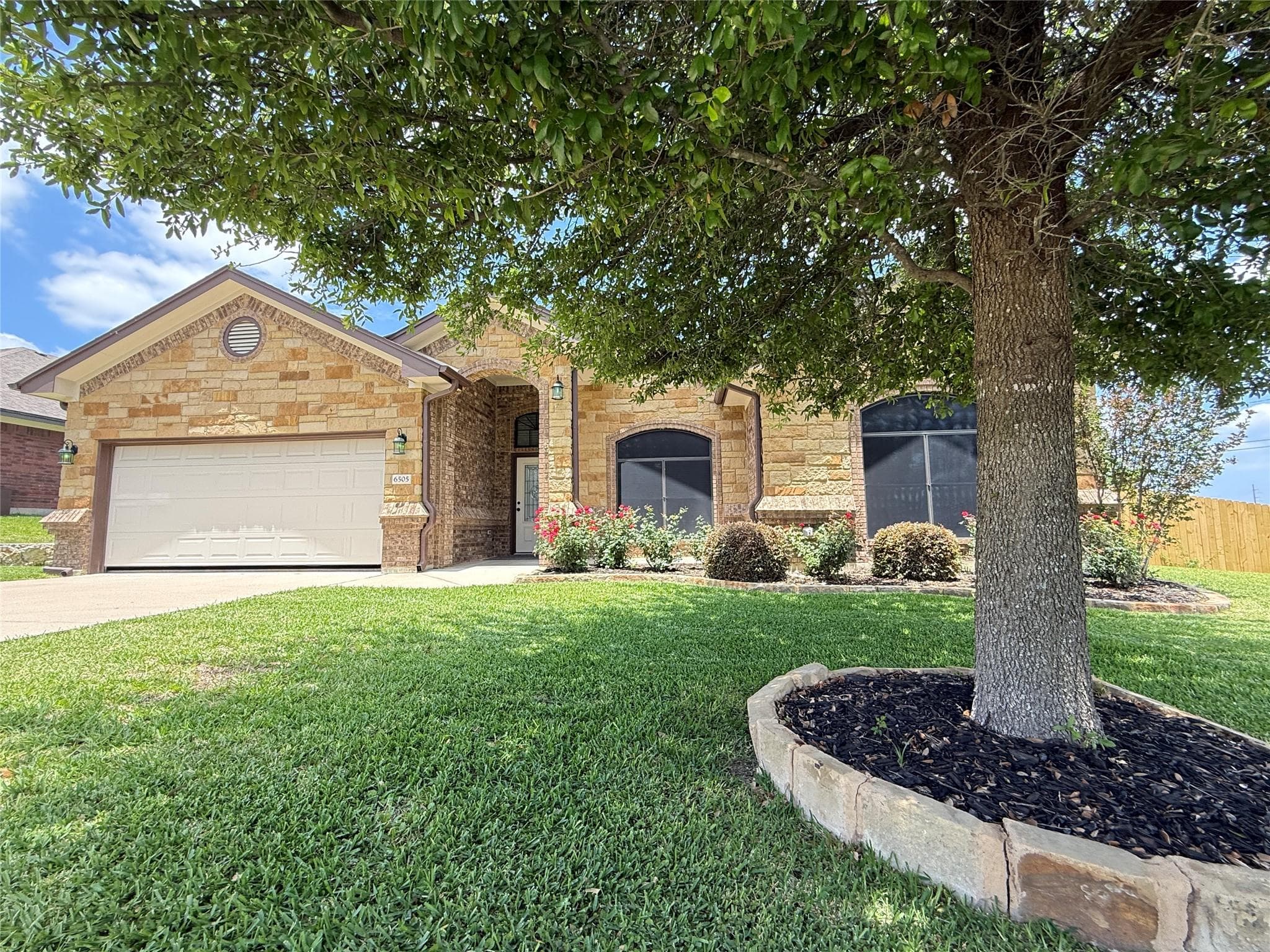 6505 Flat Slate Dr
