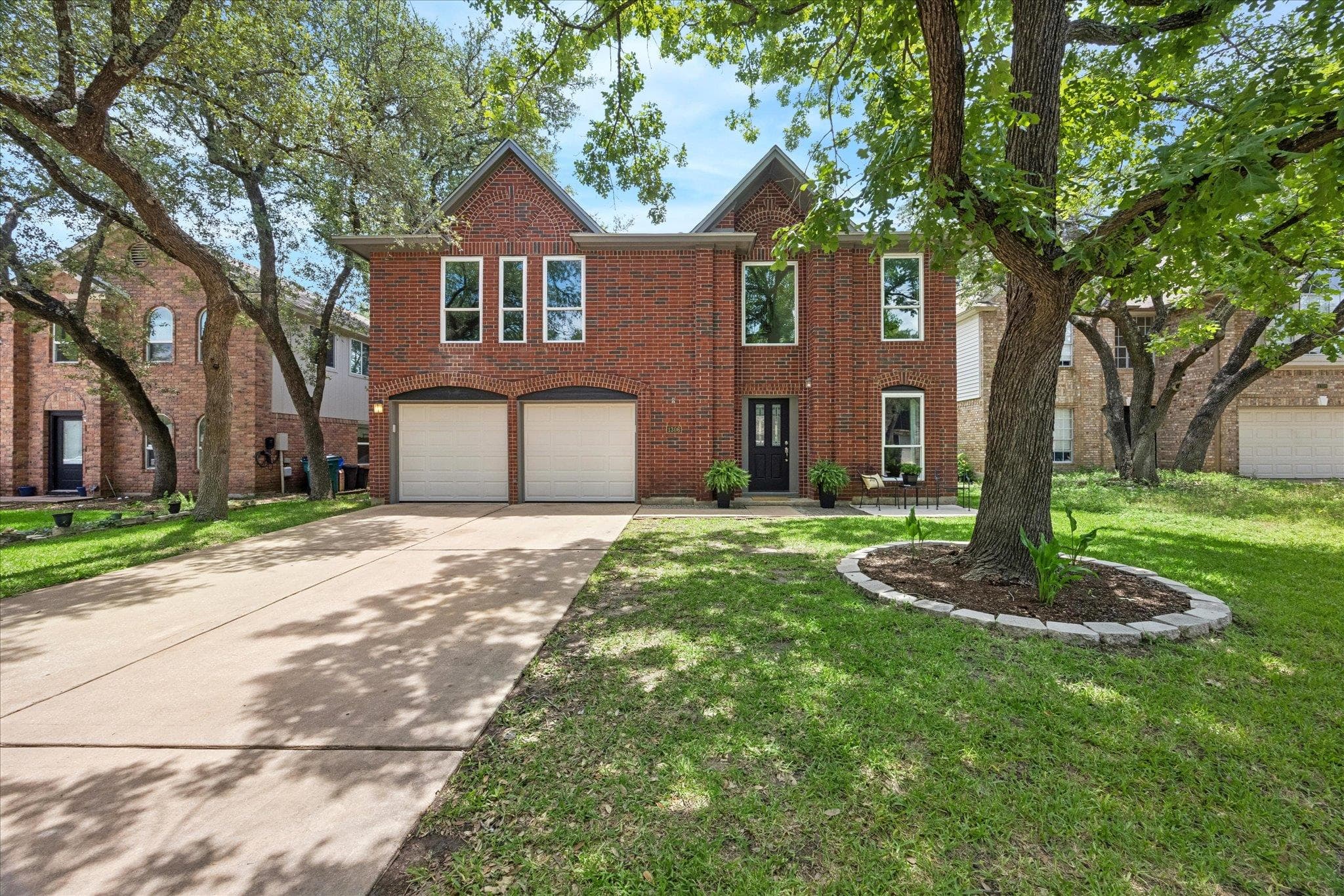 1306 Shady Grove Path