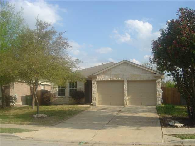 1202 Heritage Hill Cv