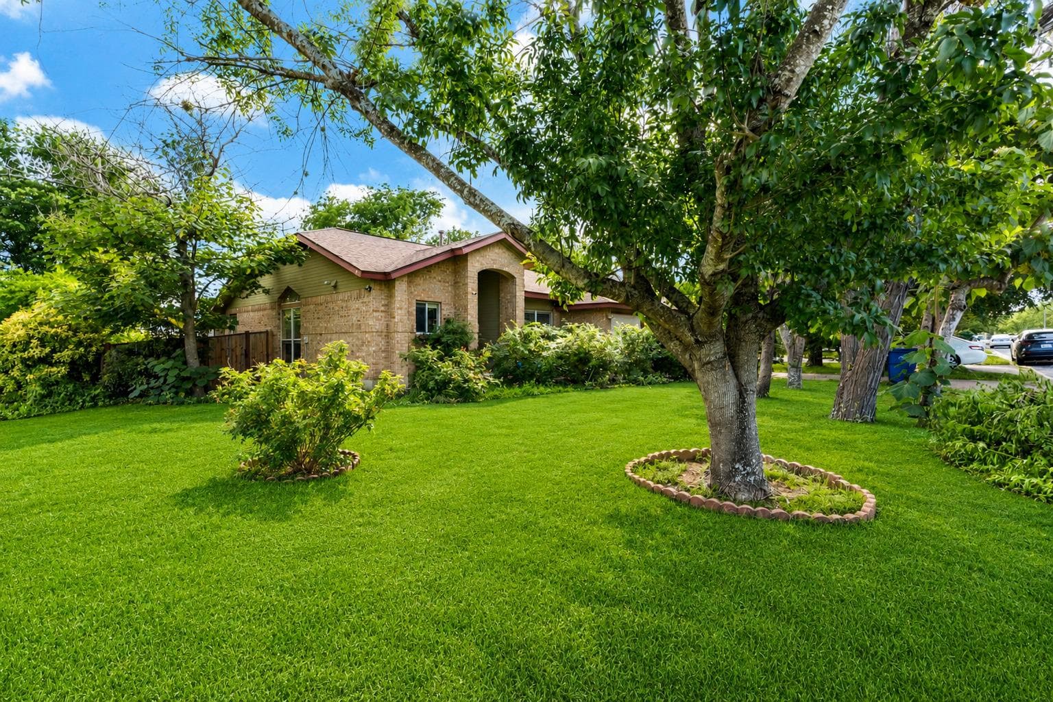 5611 Meadow Crst