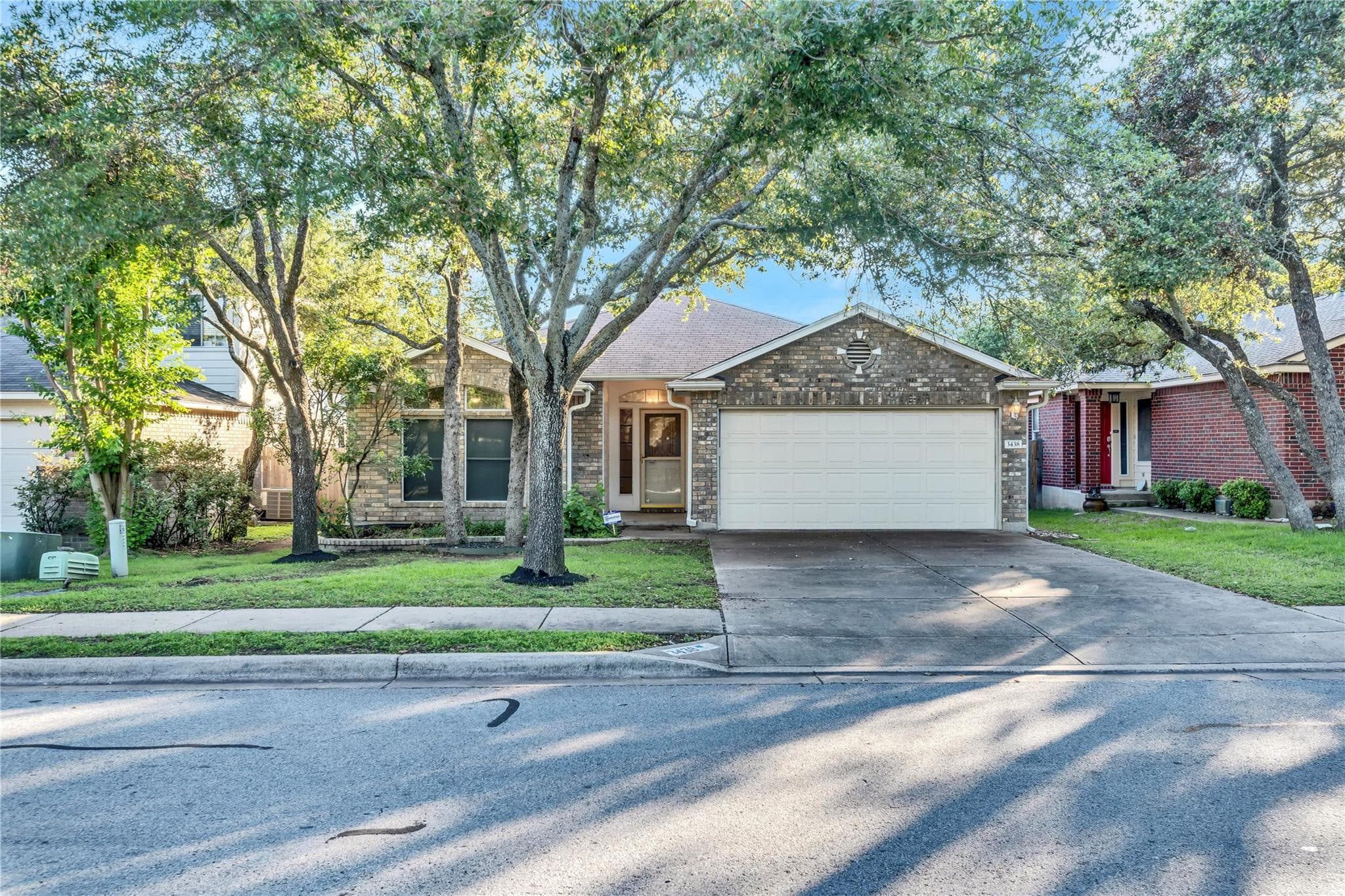 3438 Flowstone Ln