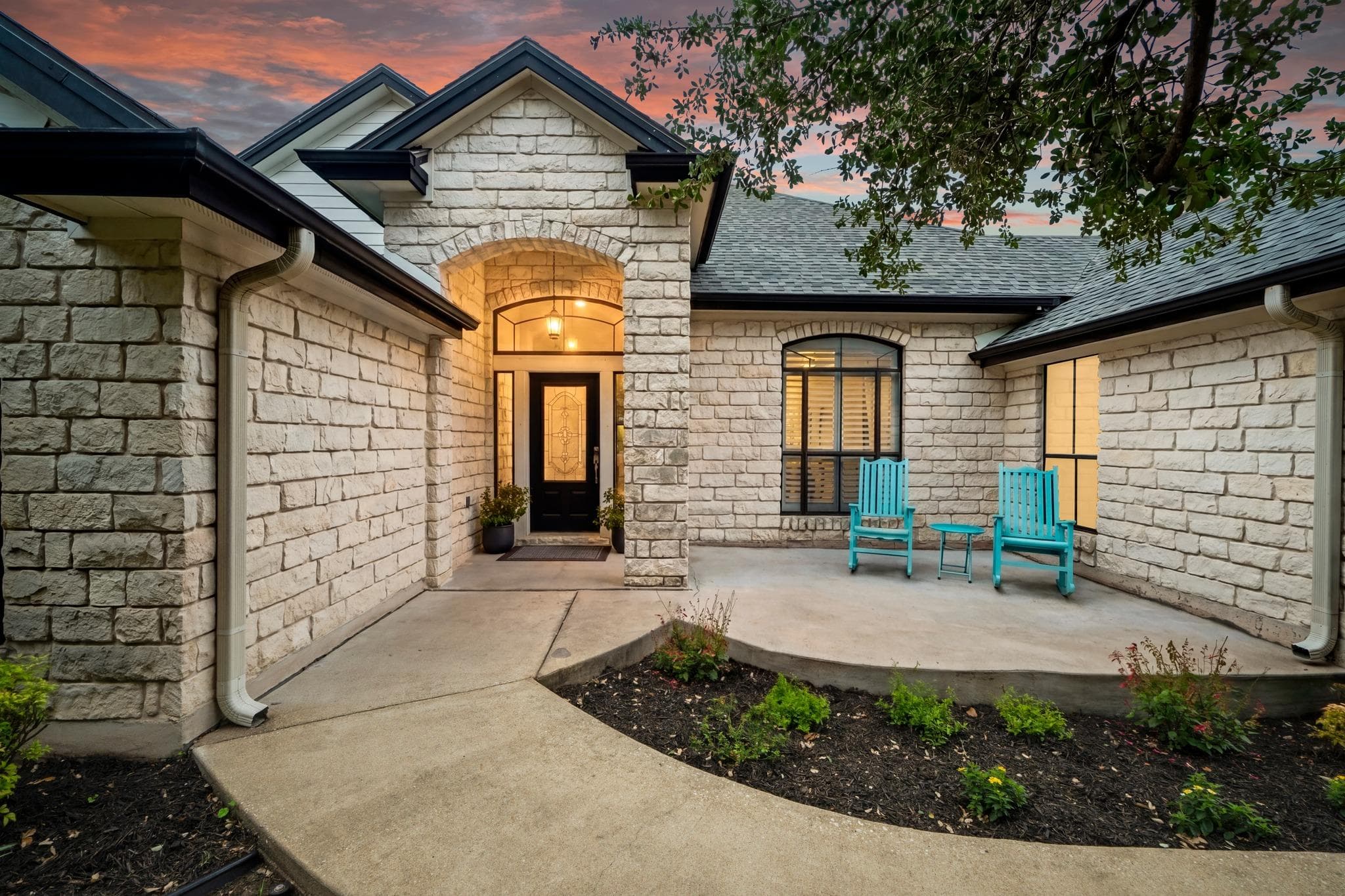 109 Westview Dr