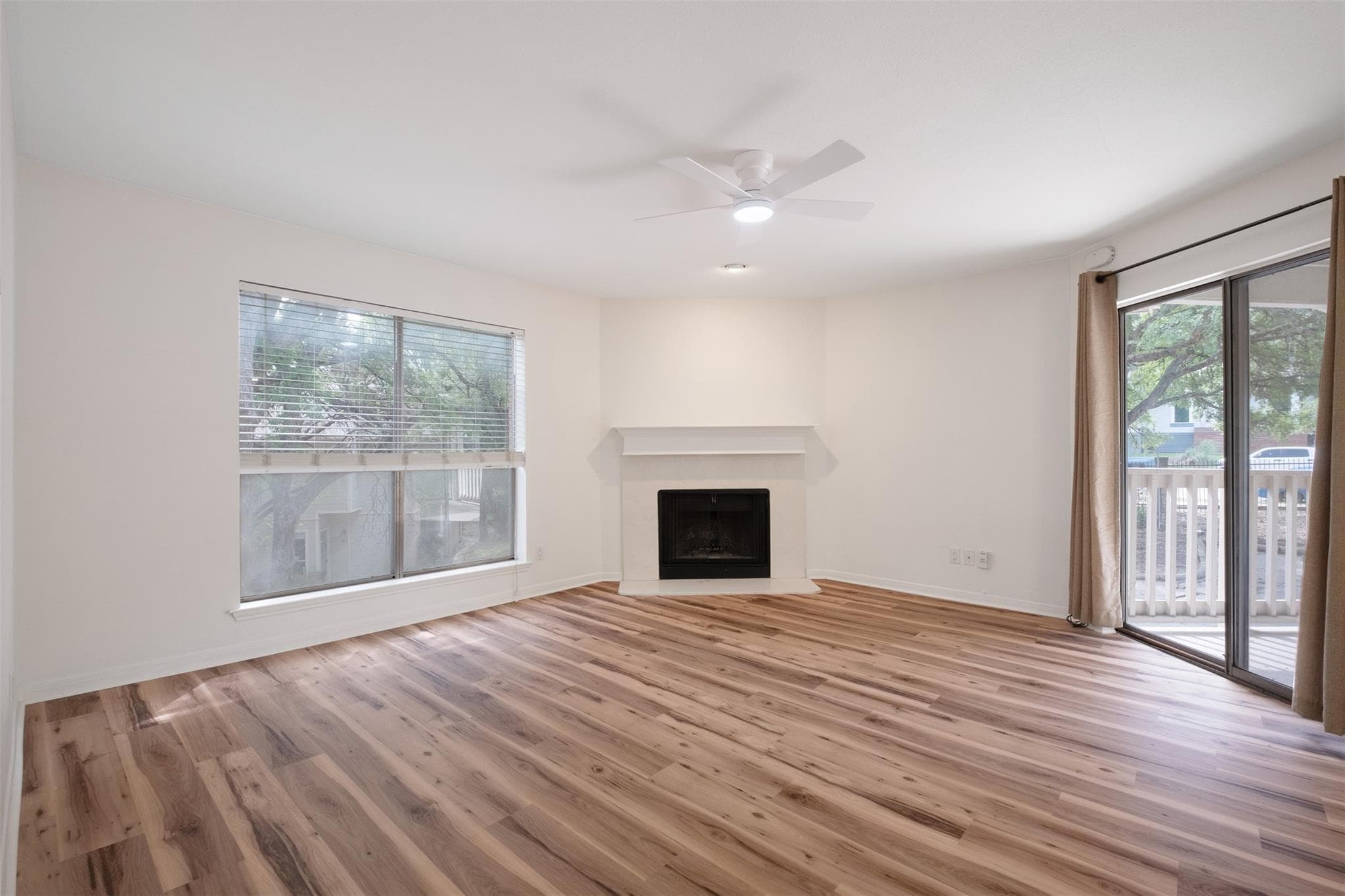 2450 Wickersham Ln #904