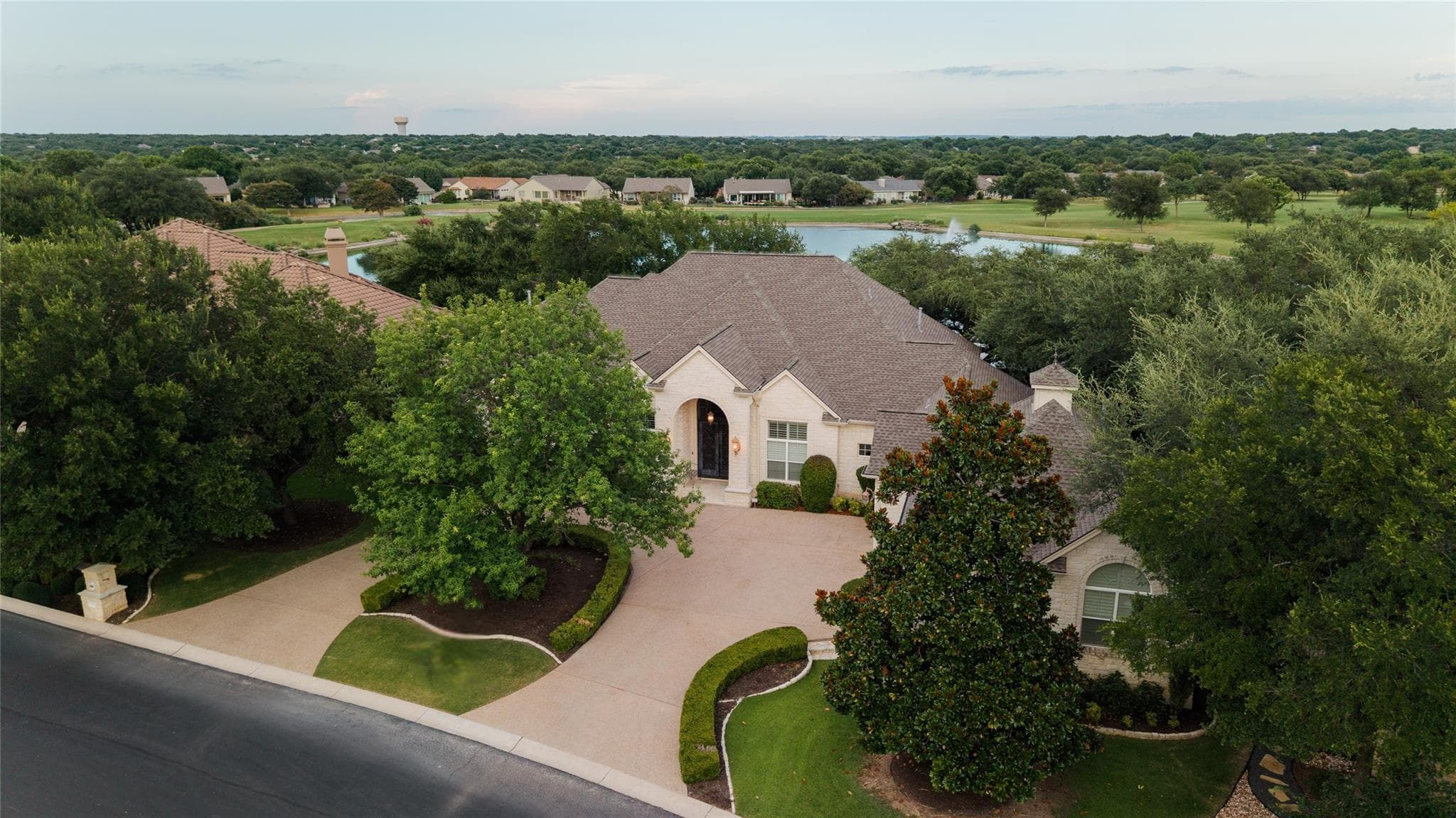 200 Stardust Ln