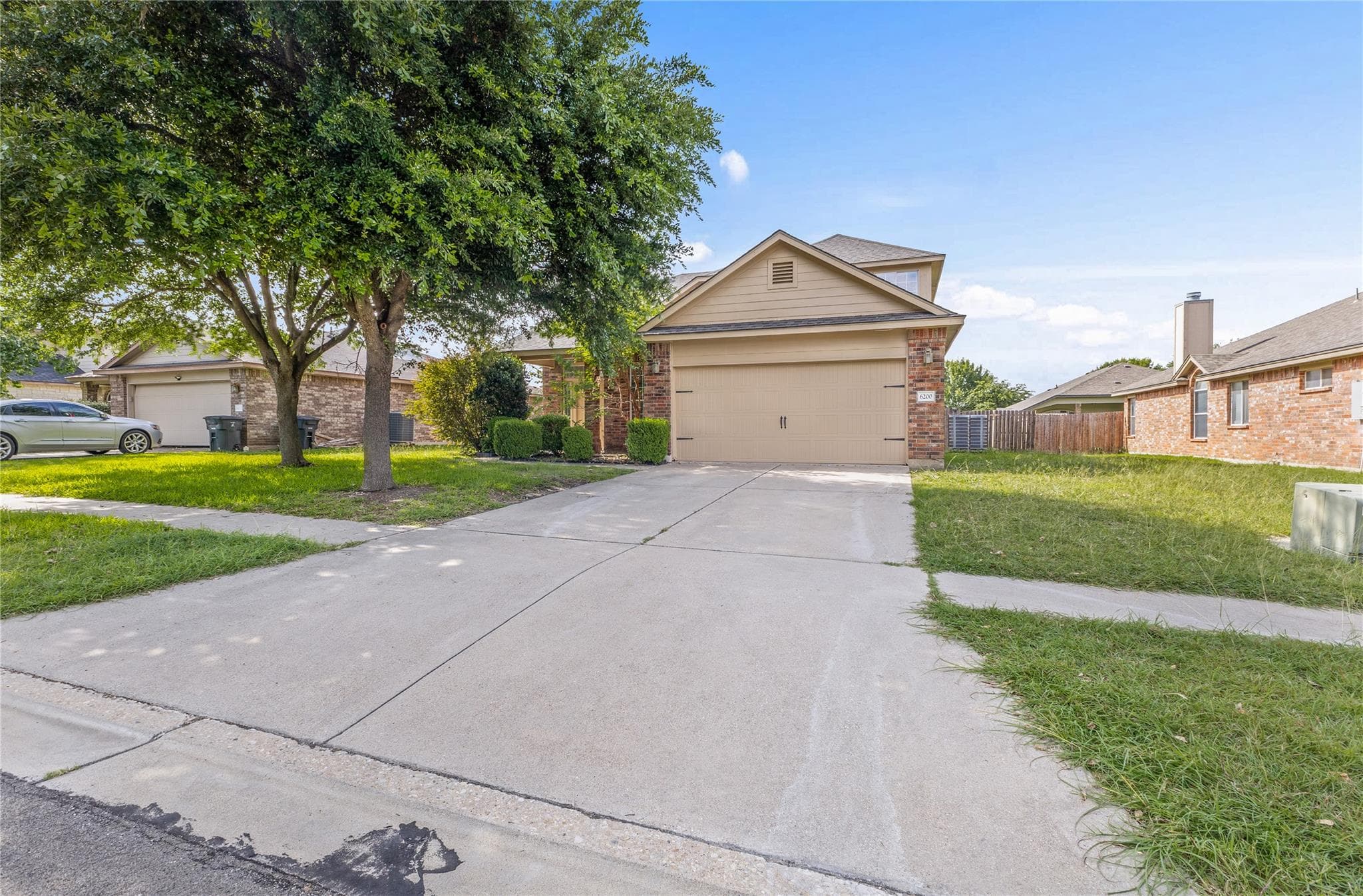 6200 Emilie Ln