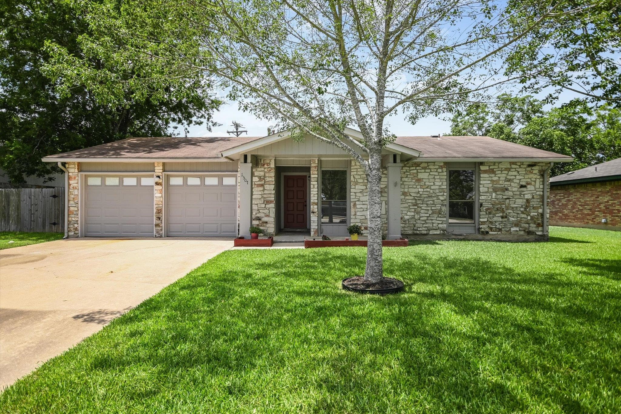 1307 Dove Haven Dr