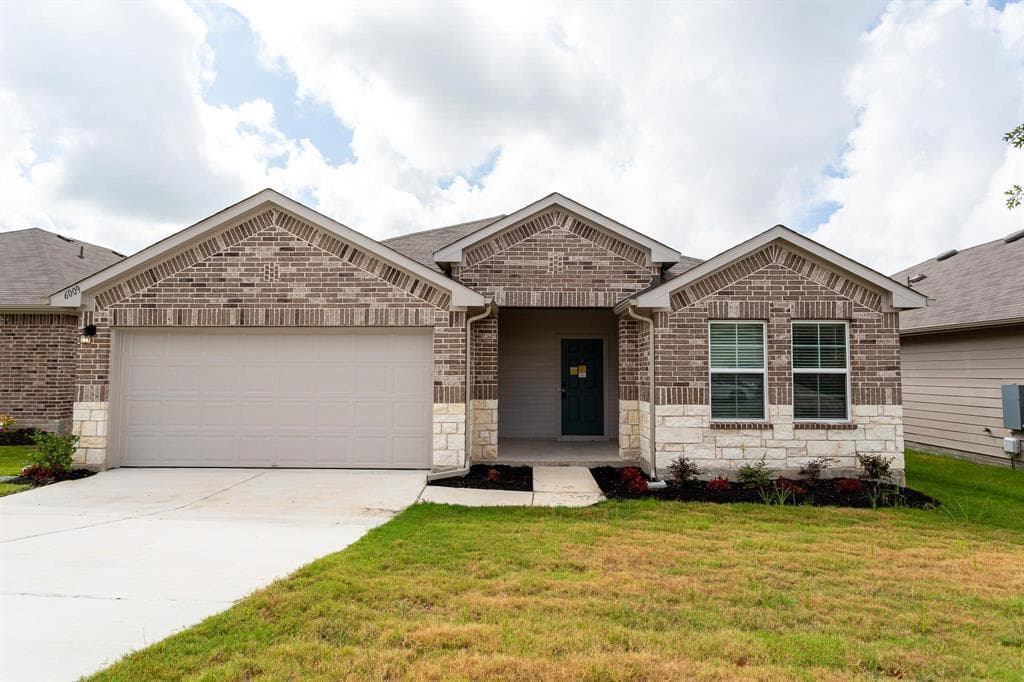 6009 Ronee Leah Dr