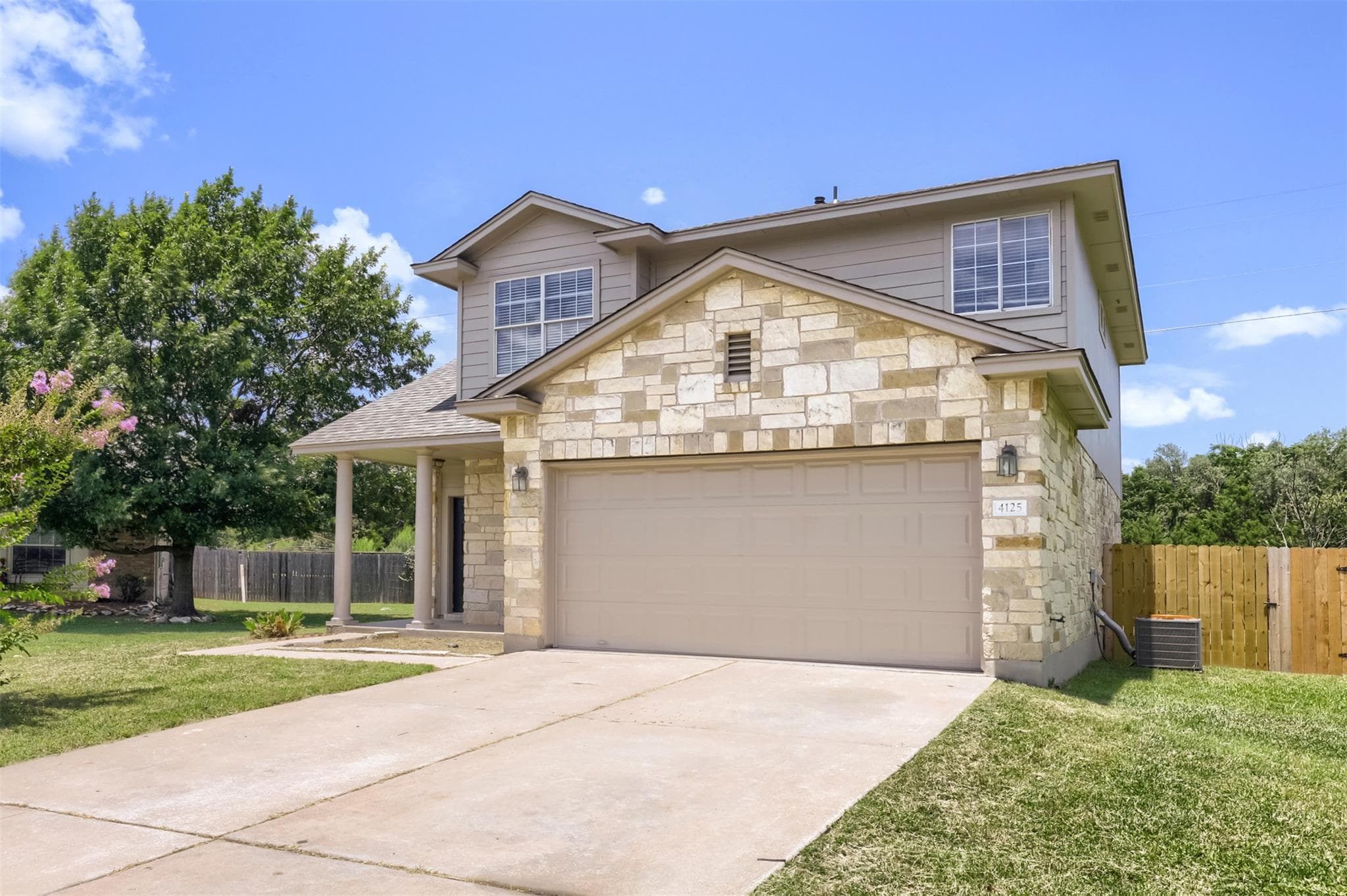 4125 Pebble Ridge Cv