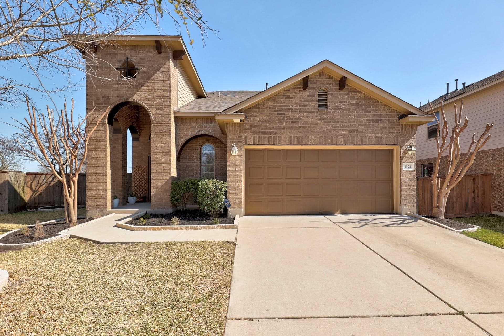 1301 Sunny Meadows Loop