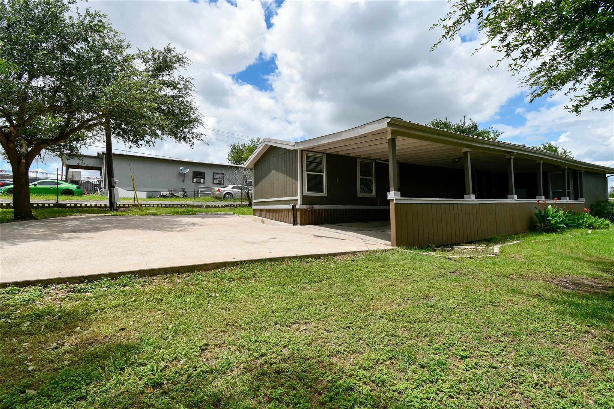 22 Niederwald Dr
