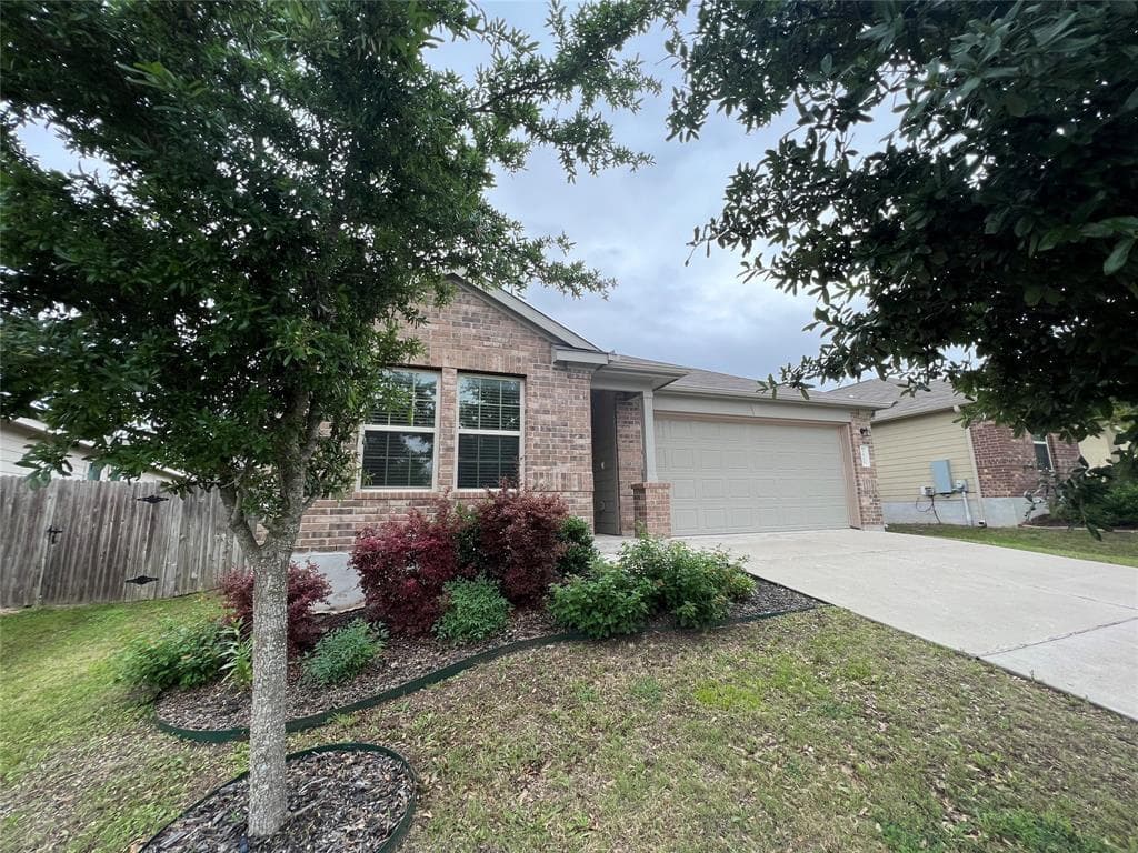 5808 Eden Dr