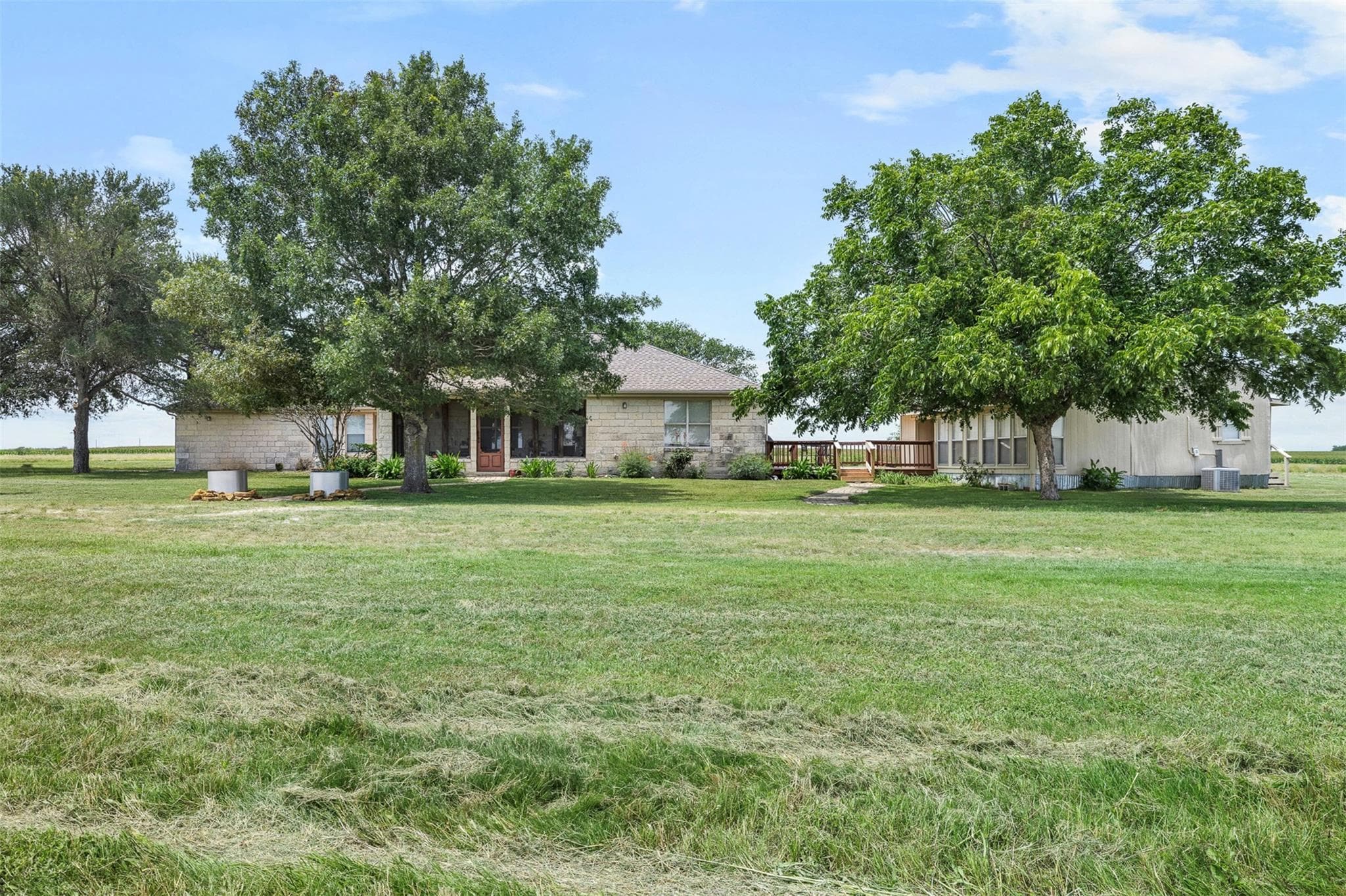 1542 County Road 451 None