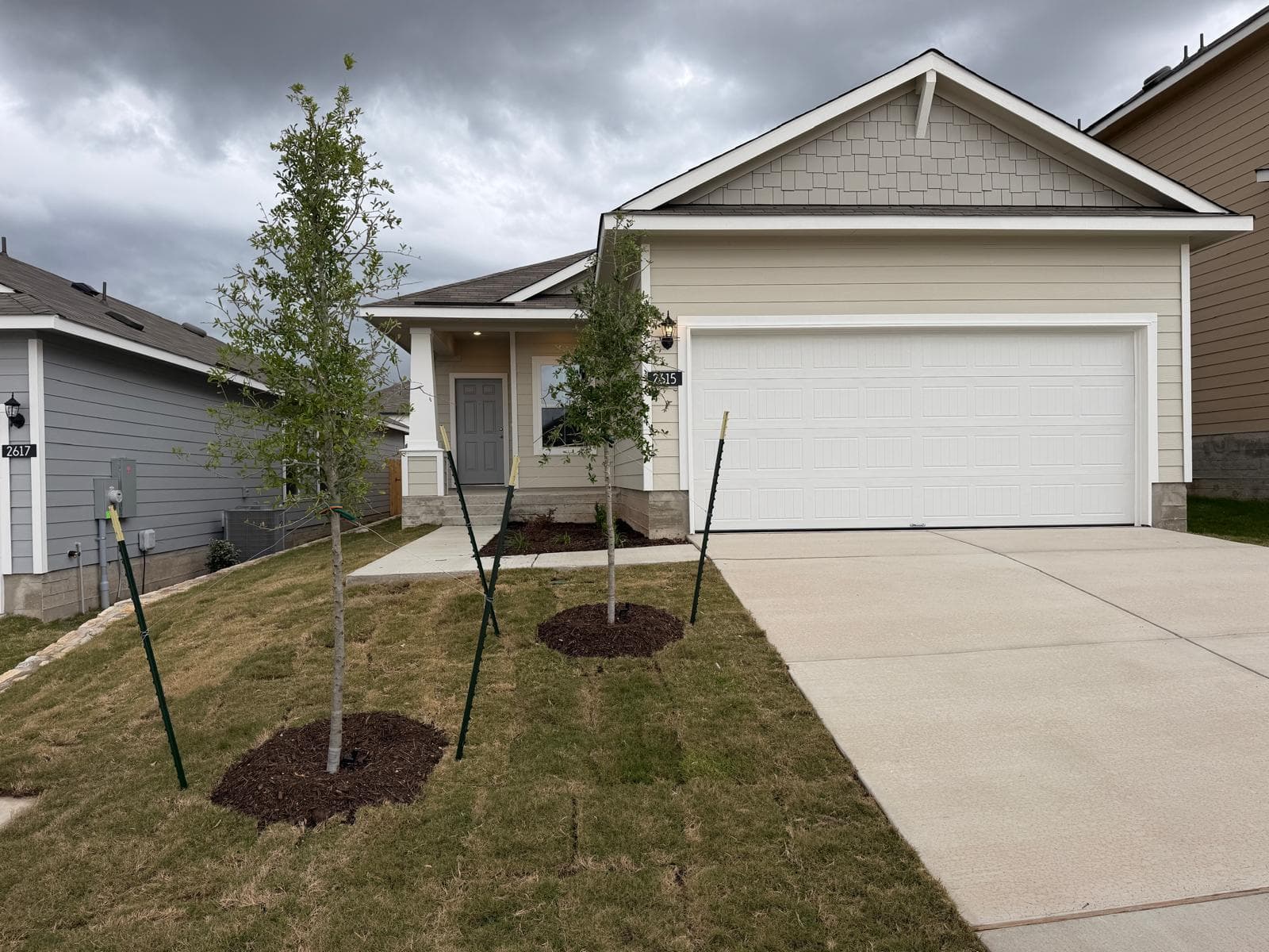 2615 Derwent Dr