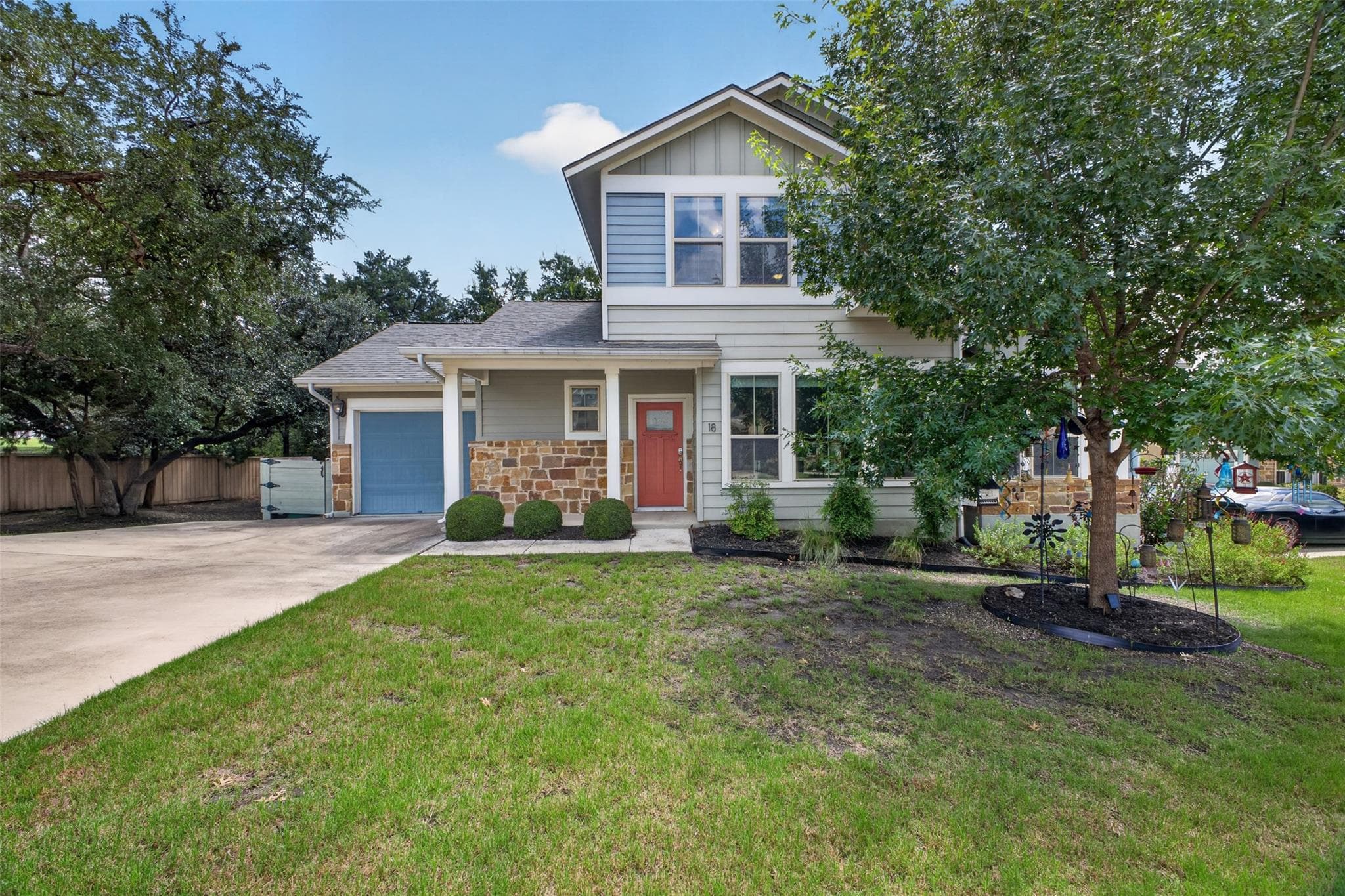 710 Arrow Point Dr #18