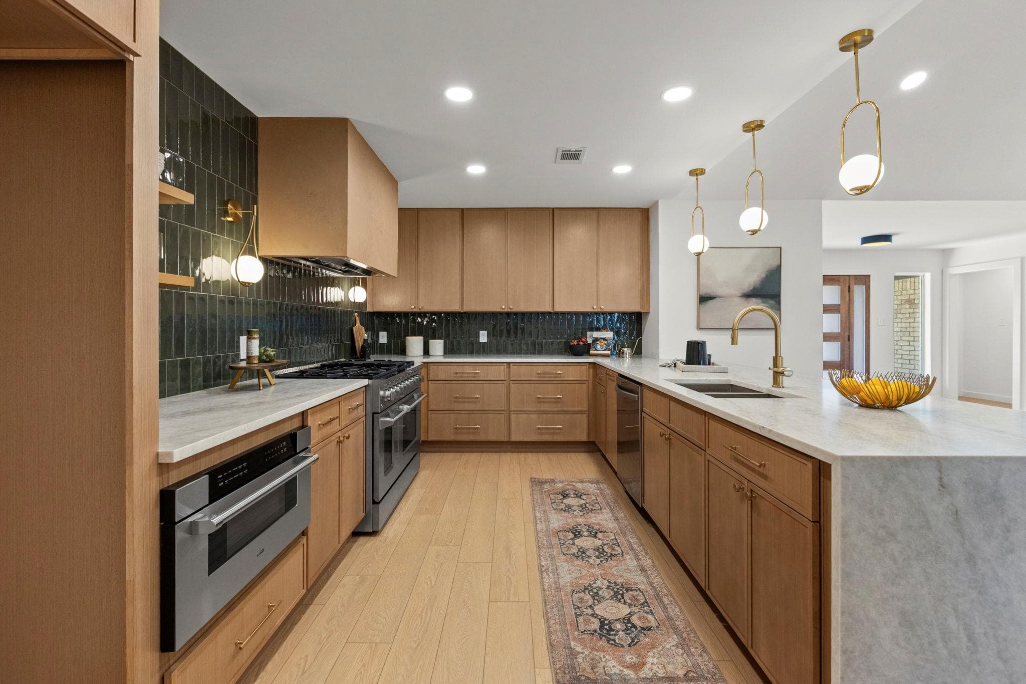 4008 Balcones Woods Dr