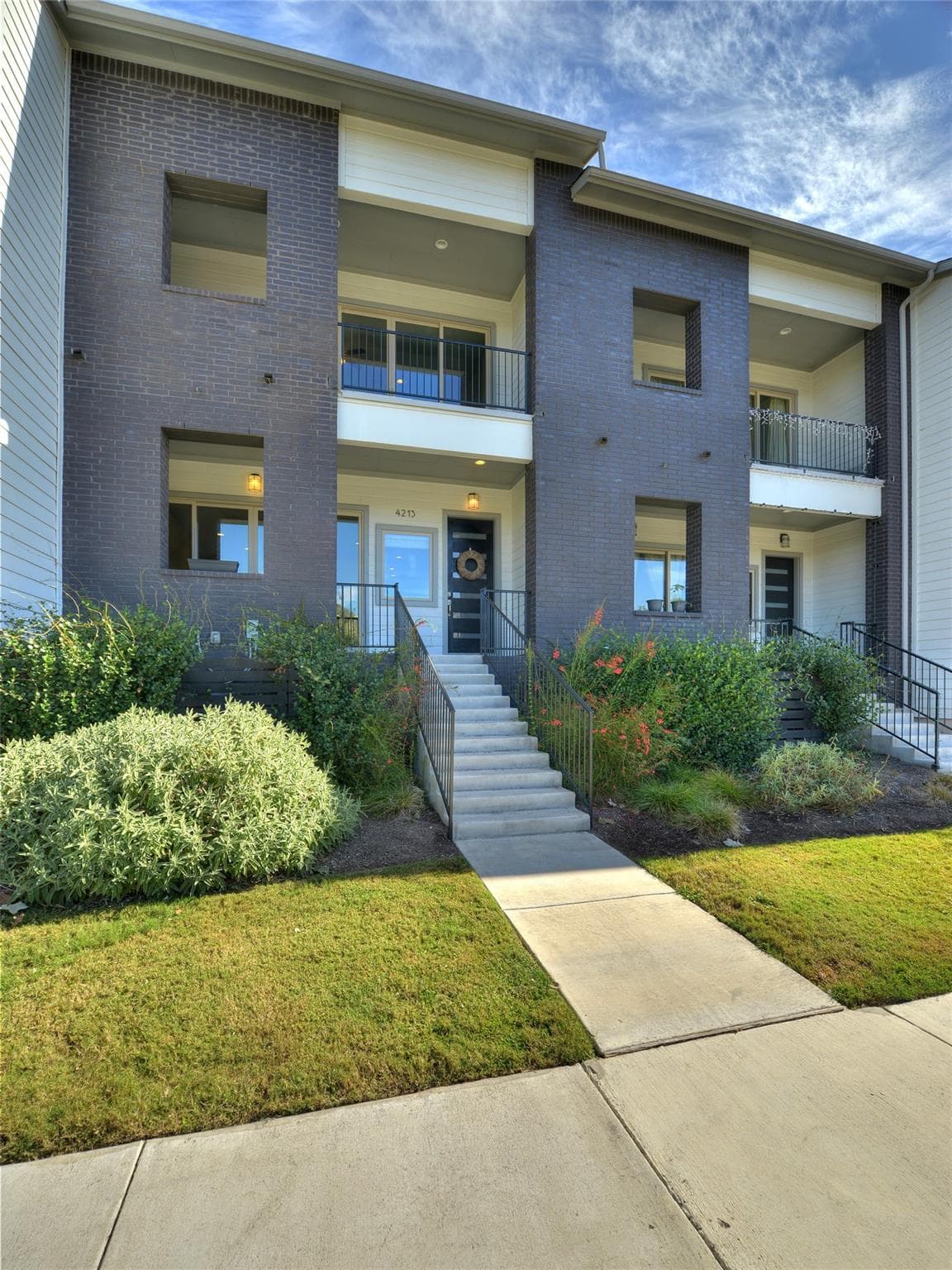 4213 Berkman Dr