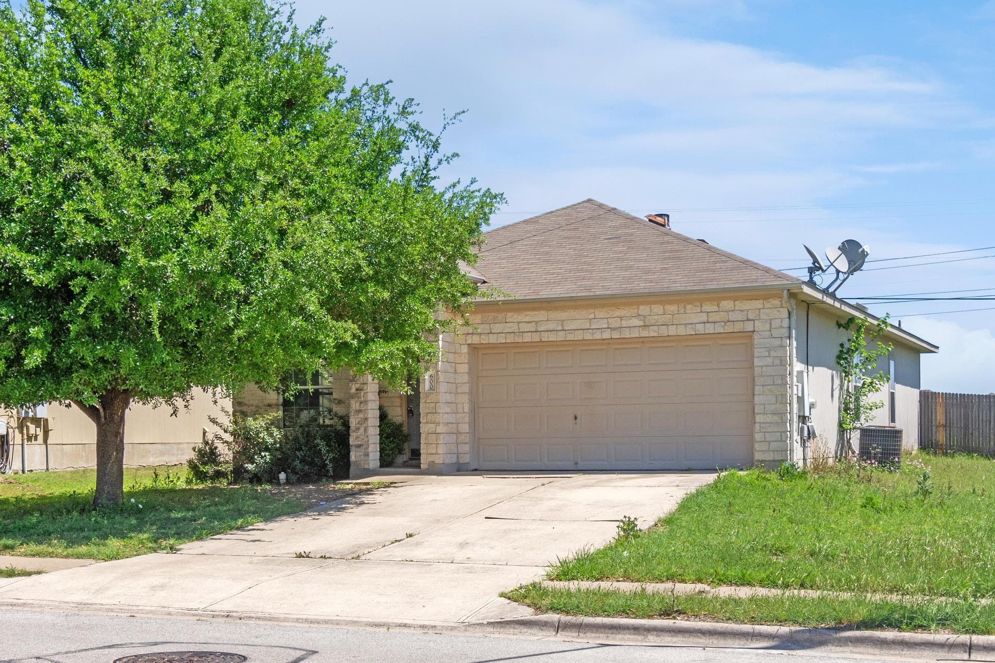 600 Wiley St