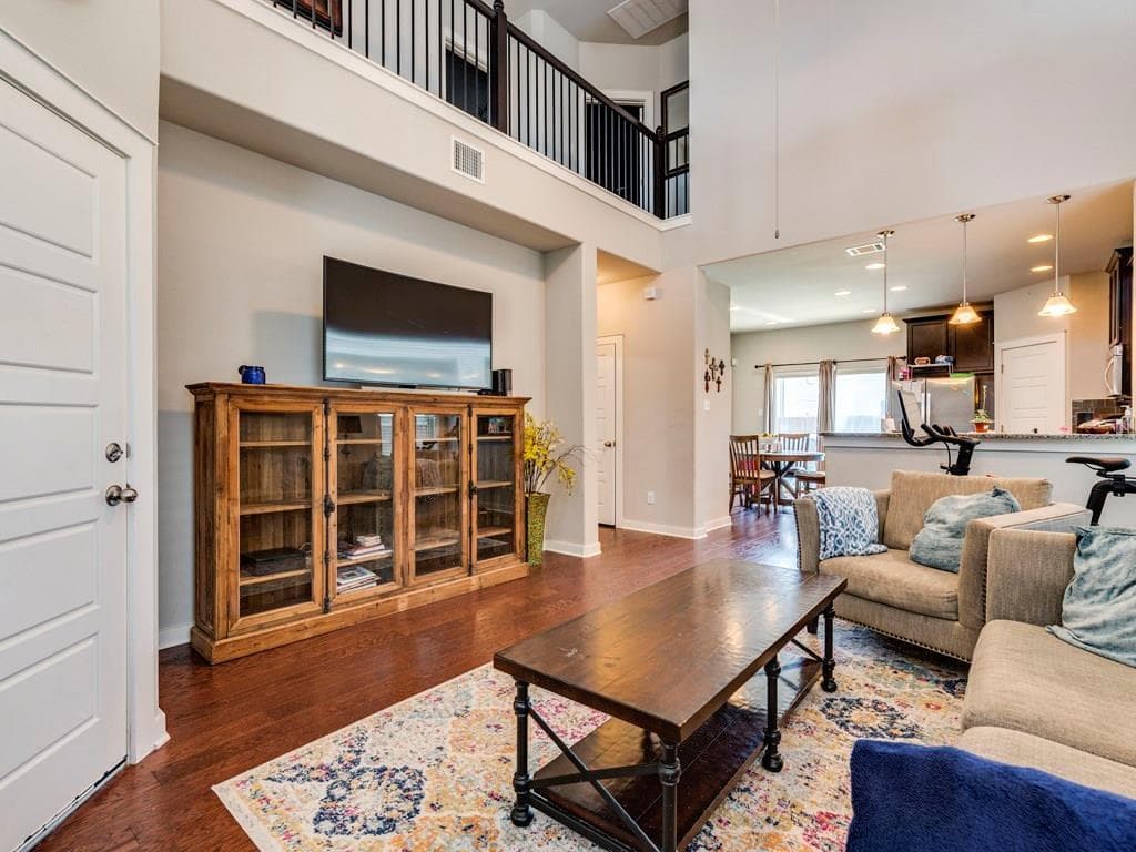 16101 Mcaloon Way