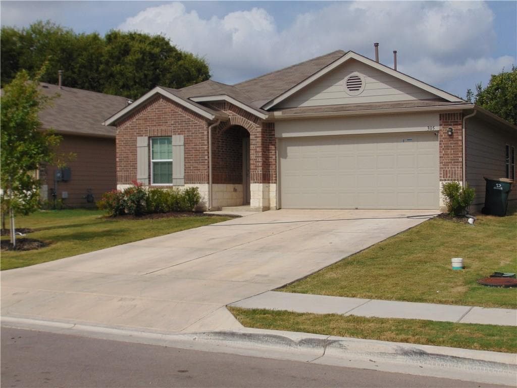305 Cibolo Creek Dr