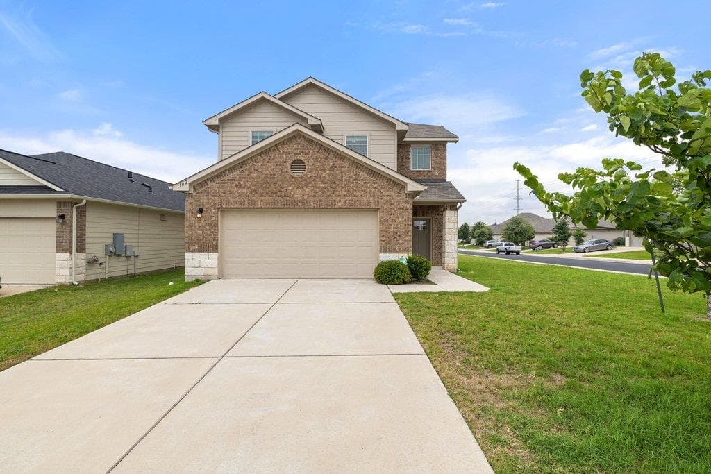 102 Ashford Way