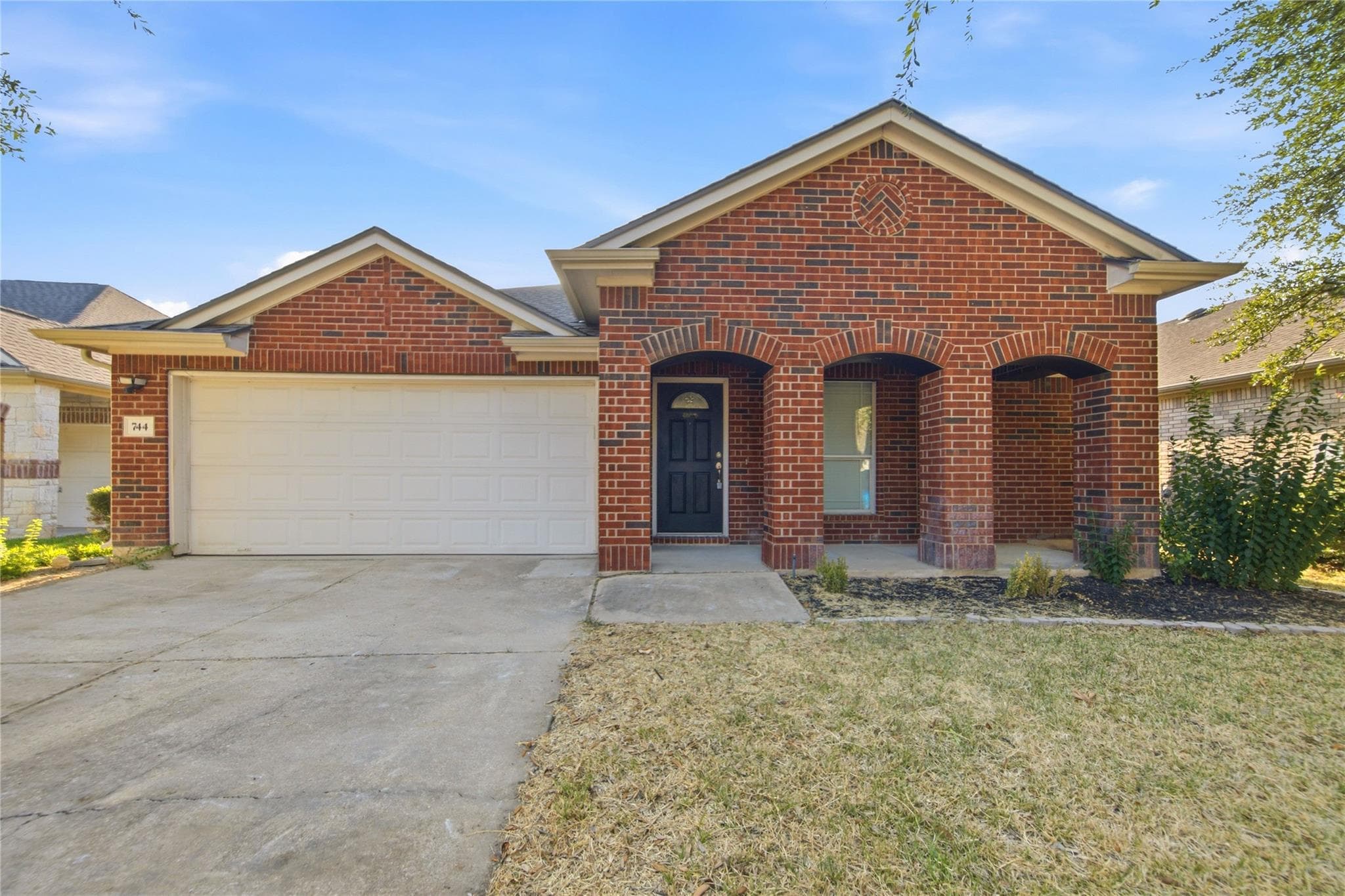 744 Bent Wood Pl