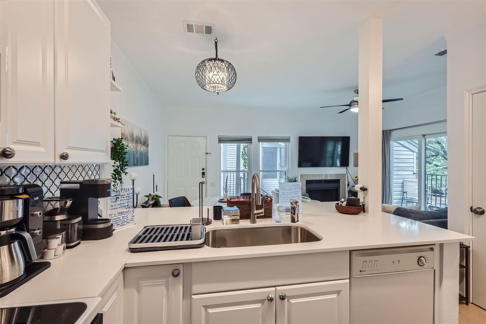 802 S 1st St #215