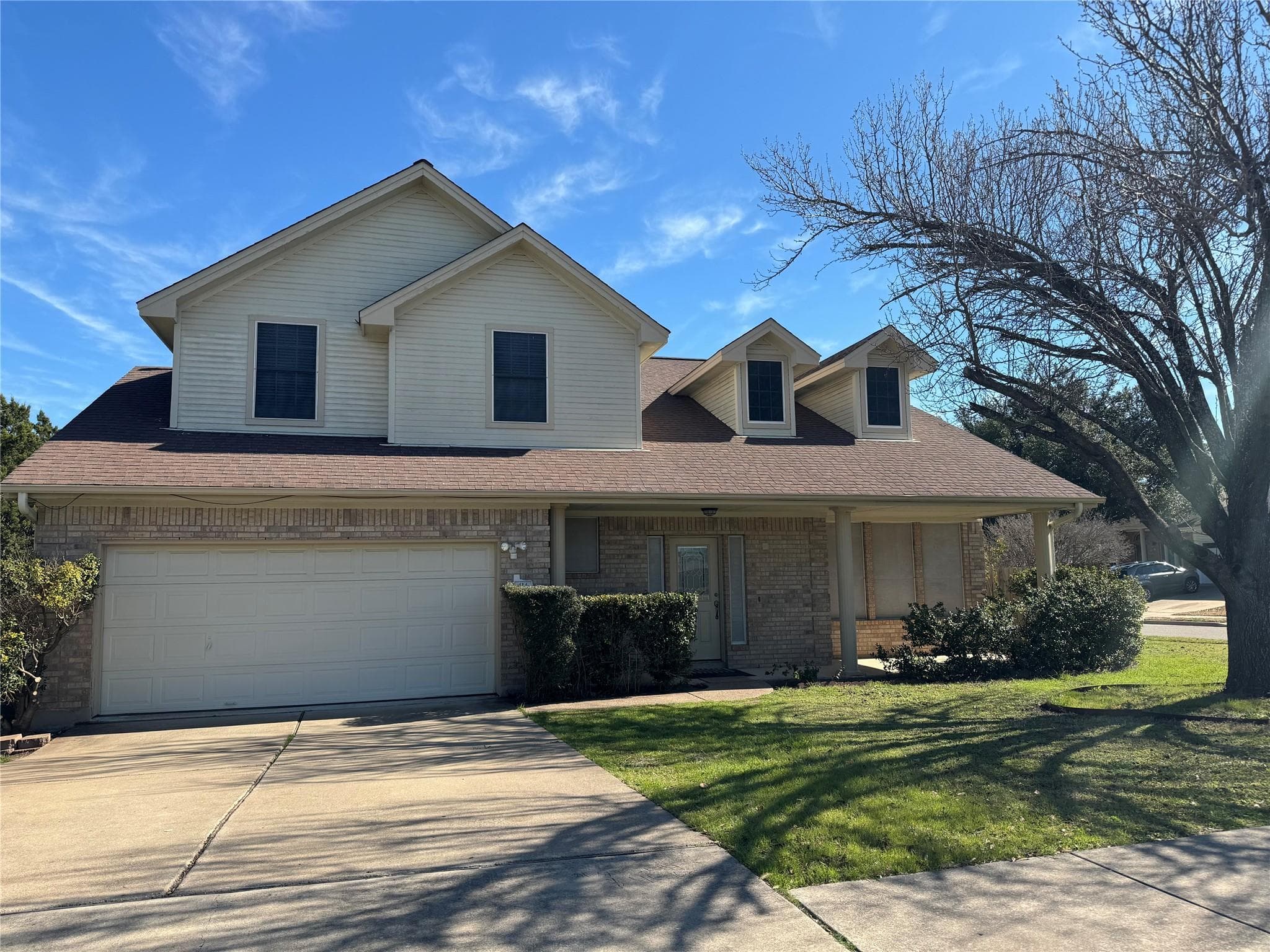 414 Darkwoods Dr